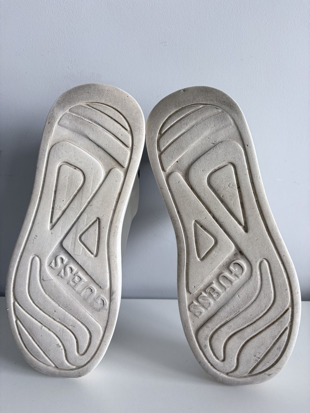 Guess Guess sneakers white leather platform women's size 37 Size US 7 / IT 37 - 9 Thumbnail