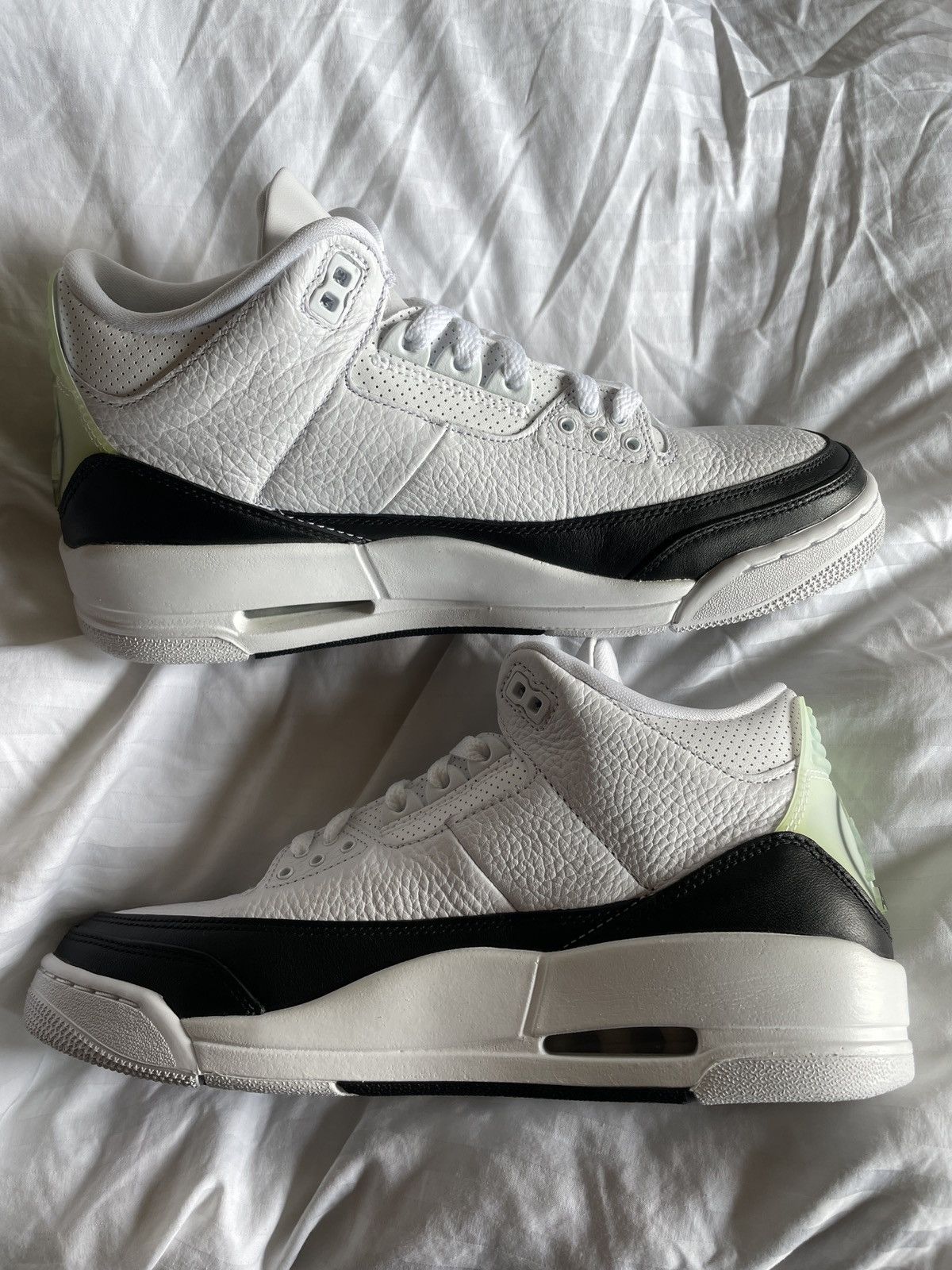 Jordan Brand Jordan 3 Retro Fragment Size US 9.5 / EU 42-43 - 2 Thumbnail