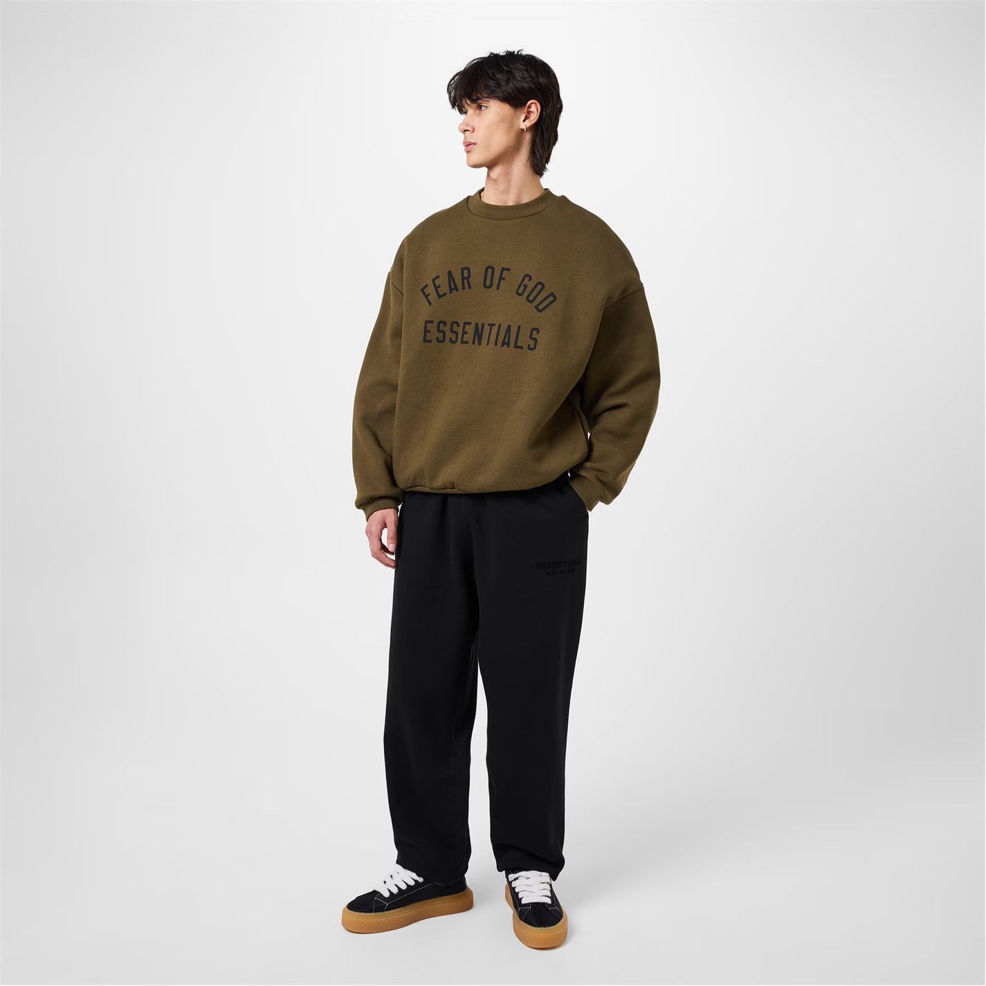 Fear of God o1g2r1mq0426 Crew Neck Sweatshirt in Olive Size US S / EU 44-46 / 1 - 6 Thumbnail