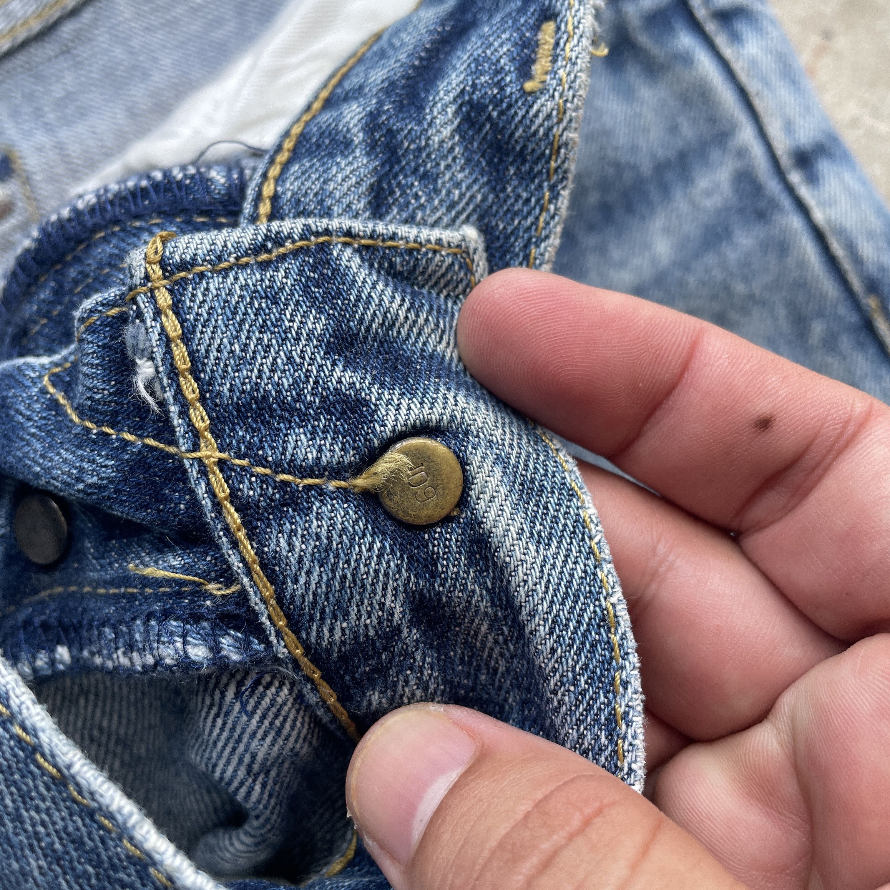 Levi's VINTAGE LEVI’S 503B FADED JEANS REDLINE DISTRESSED PANTS W30 Size US 30 / EU 46 - 8 Thumbnail