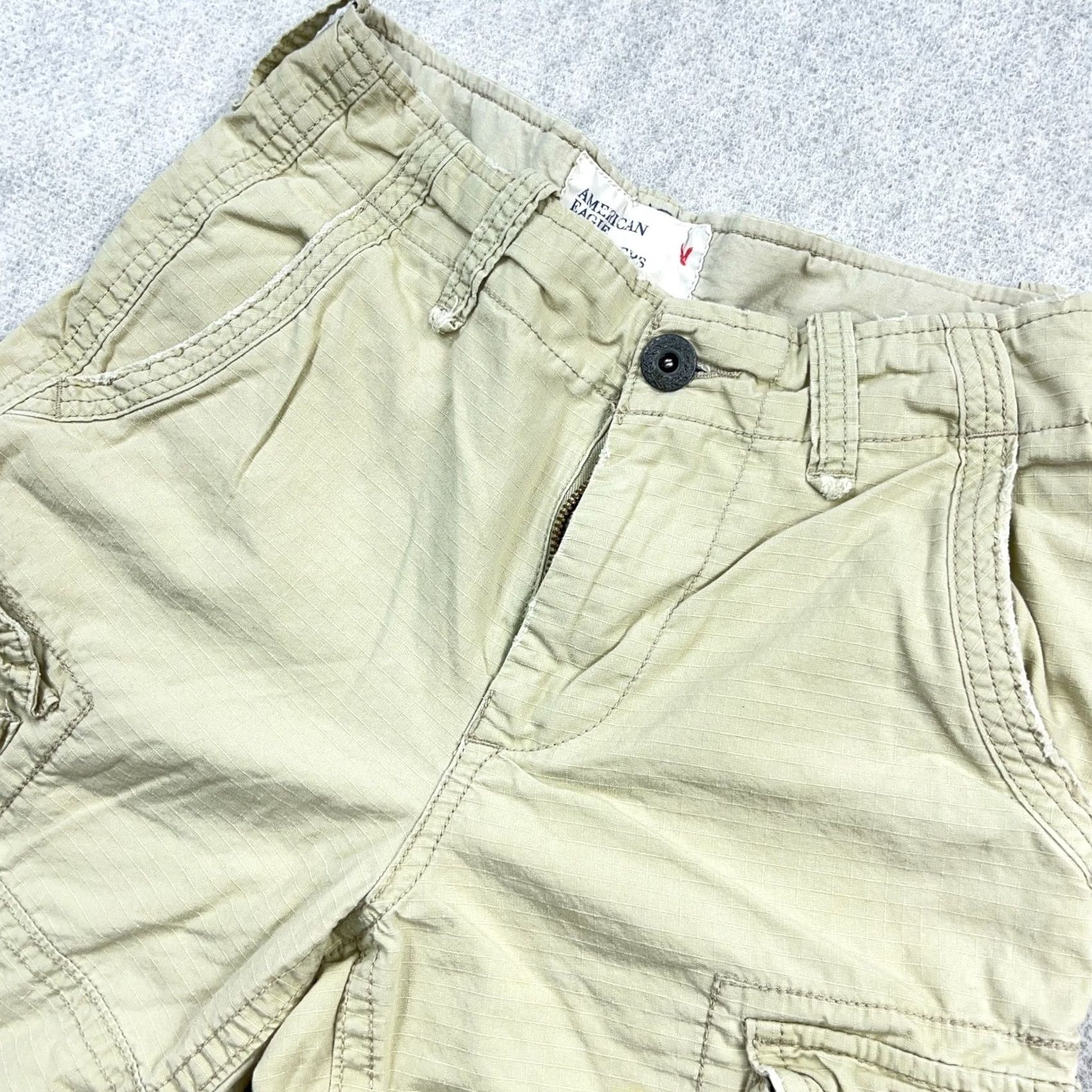 American Eagle Outfitters VINTAGE American Eagle Outfitters Cargo Shorts Men 26 Tan Classic Length Rip Stop Khaki Size US 26 / EU 42 - 3 Thumbnail