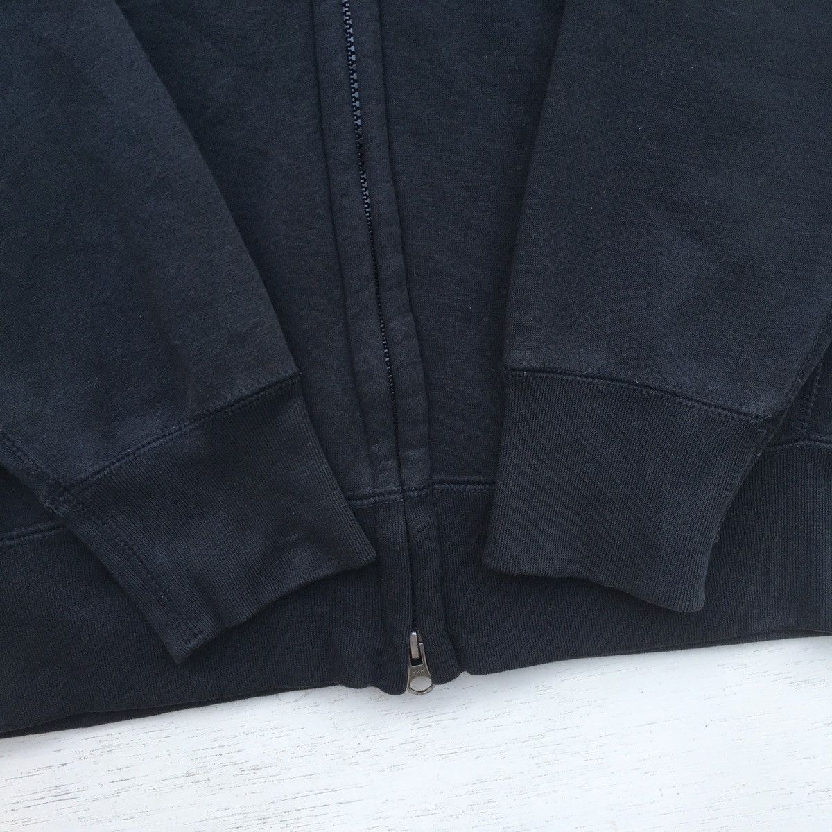 Anime Uniqlo X One Piece Zip Up Hoodie Size US L / EU 52-54 / 3 - 13 Thumbnail