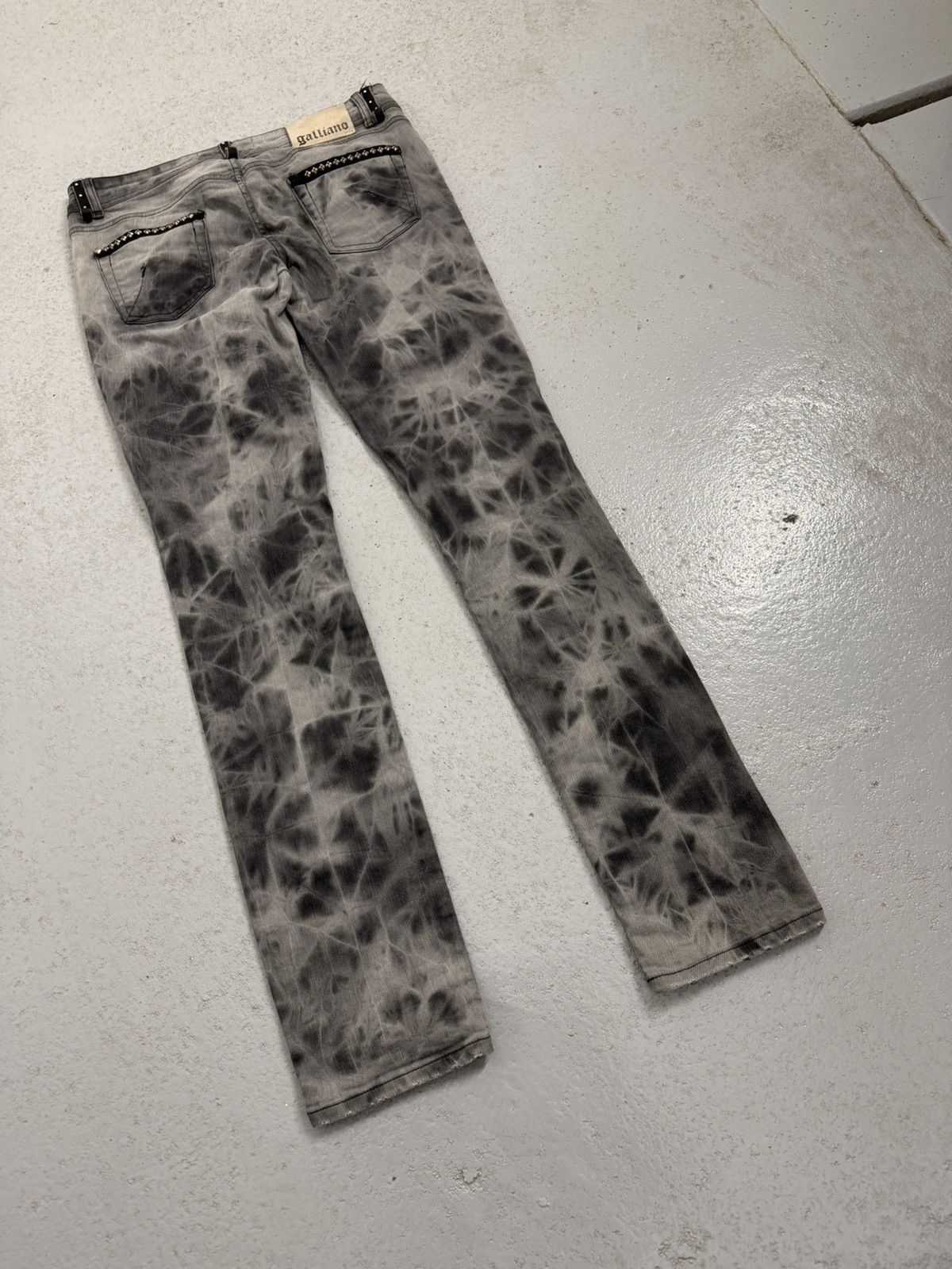 John Galliano Vintage John Galliano Studded Washed Skinny Jeans Unisex Size US 30 / EU 46 - 16 Thumbnail