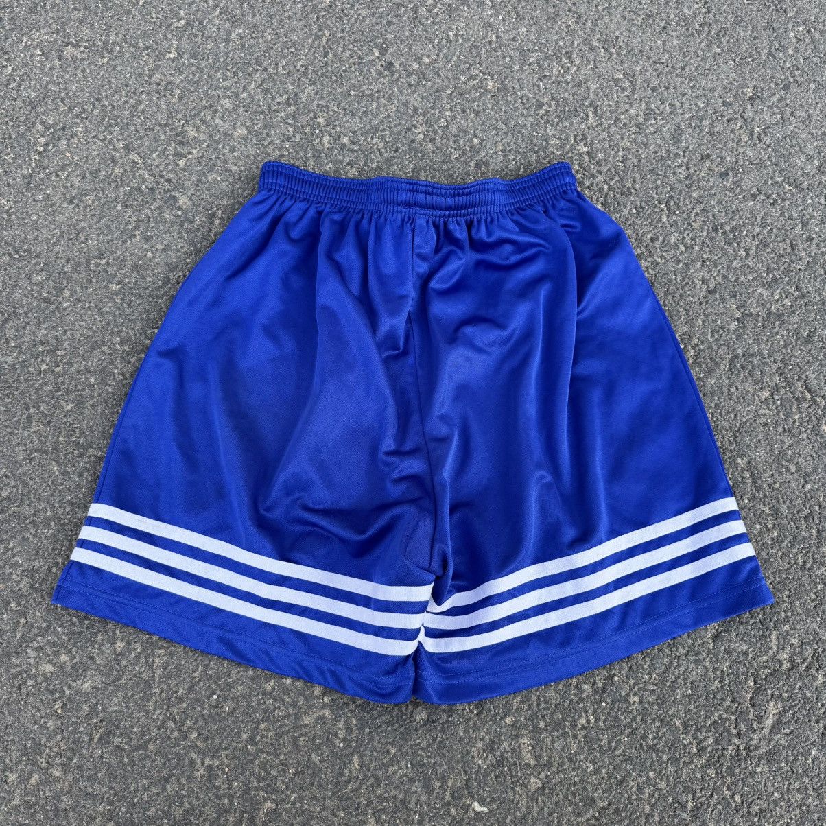 Adidas 90s Adidas FC Bayern Monachium Shorts Soccer Blokecore vtg Size US 32 / EU 48 - 8 Thumbnail