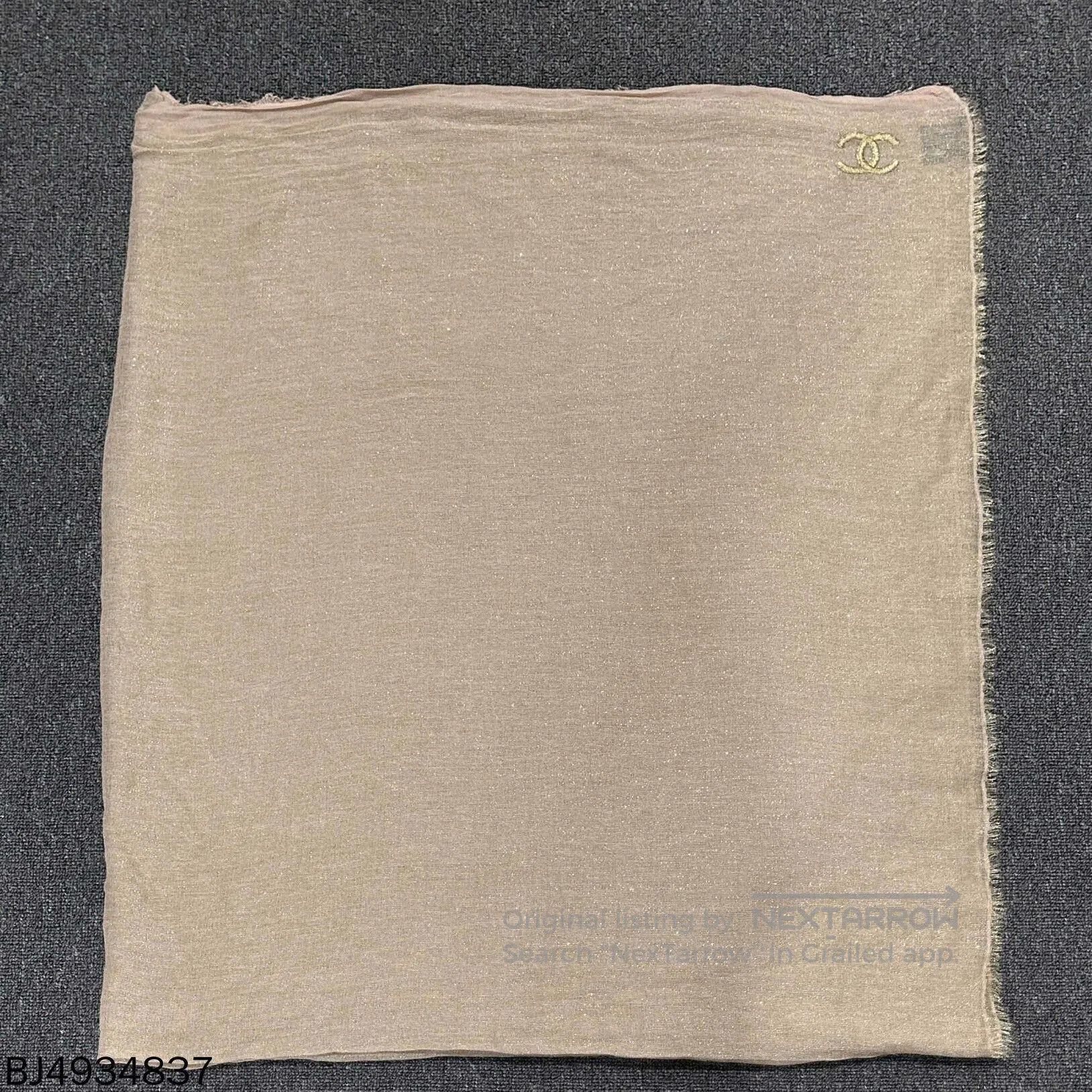 Chanel Embroidered Logo Alpaca Scarf Chanel. Size ONE SIZE - 3 Thumbnail