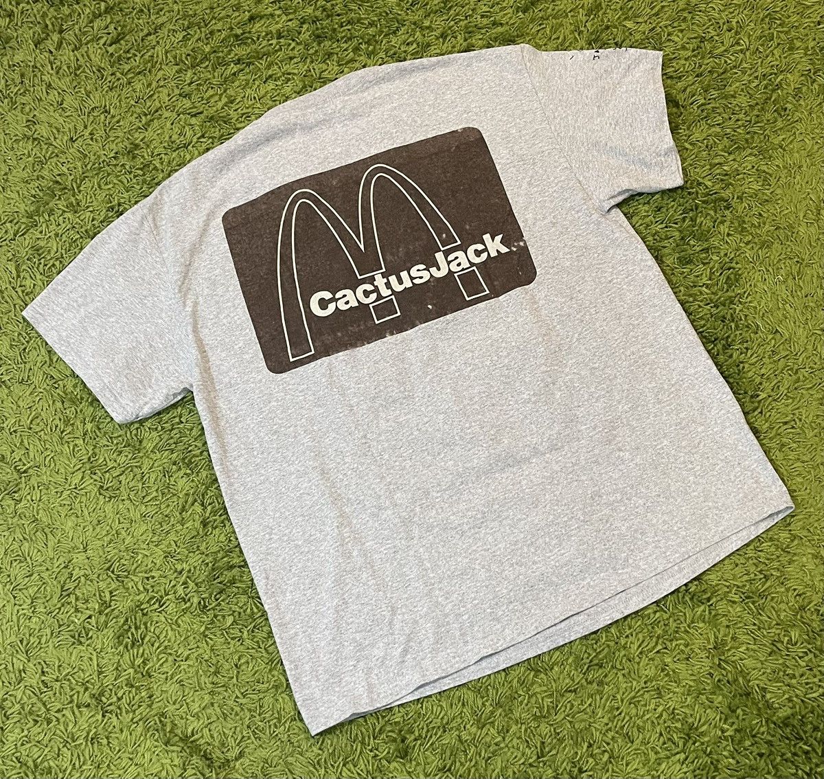 Travis Scott Travis Scott McDonald’s Mono Menu Tee Brand New Size Large Size US L / EU 52-54 / 3 - 2 Thumbnail
