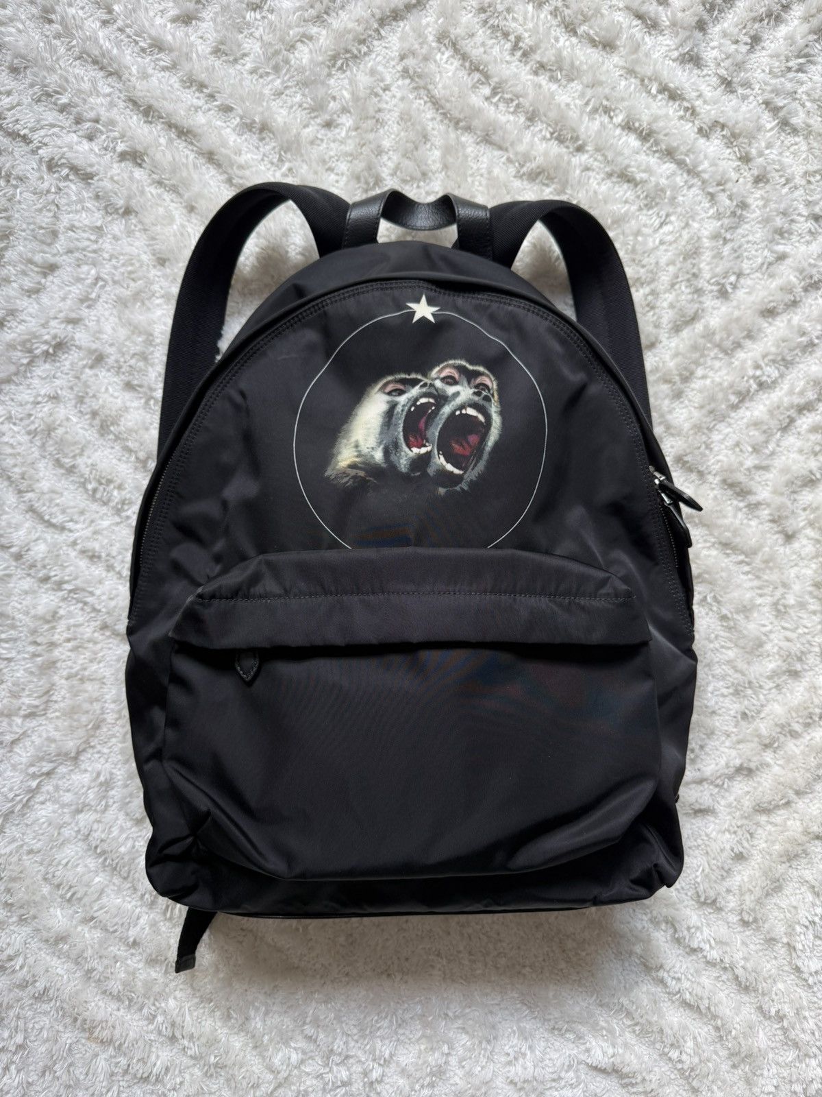 Givenchy Givenchy “monkey brothers” backpack by riccardo tisci Size ONE SIZE - 2 Thumbnail