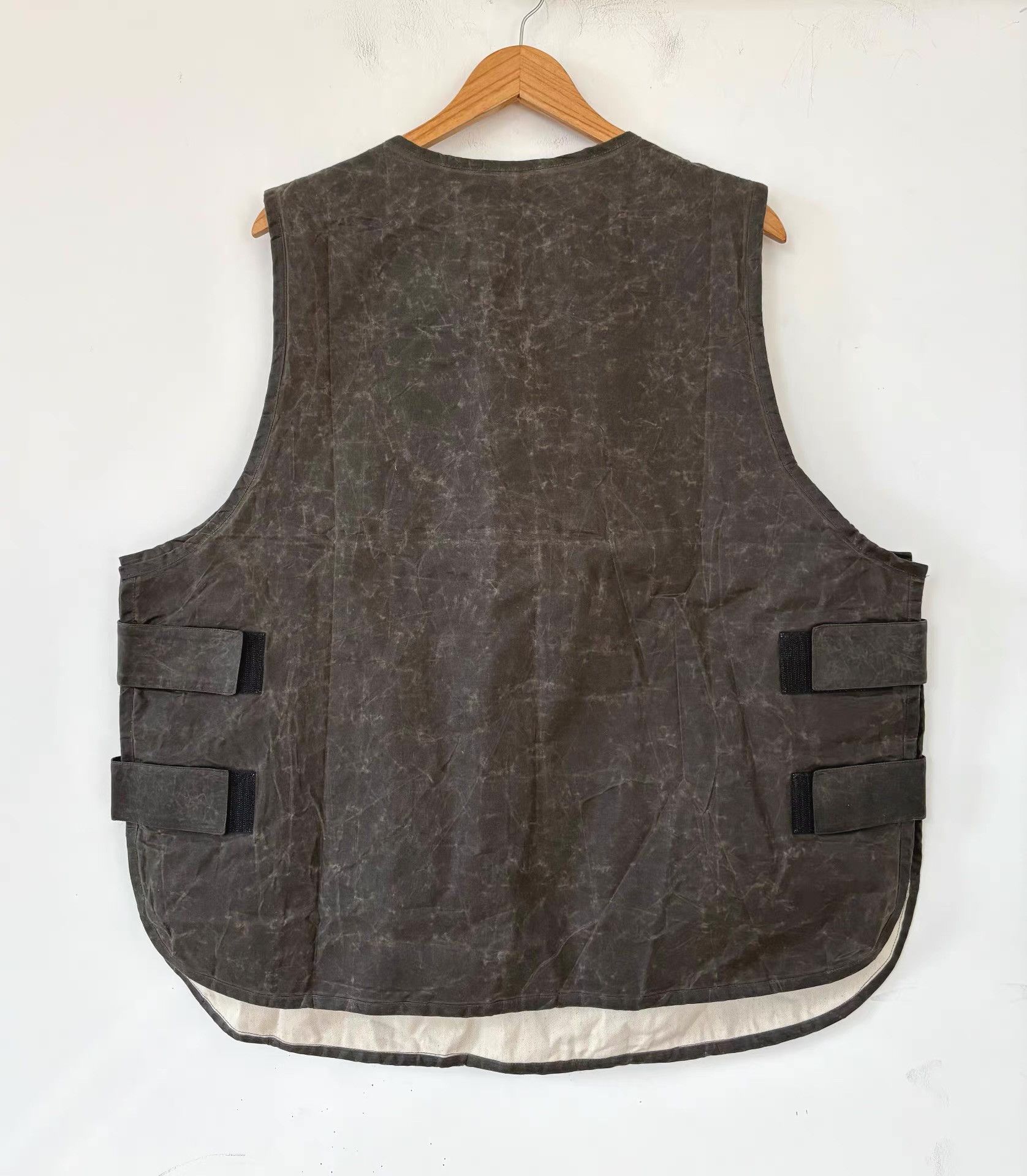 Paul Harnden Shoemakers Paul Harnden 24SS Waxed Waistcoat Ｑ21 Size US L / EU 52-54 / 3 - 2 Thumbnail
