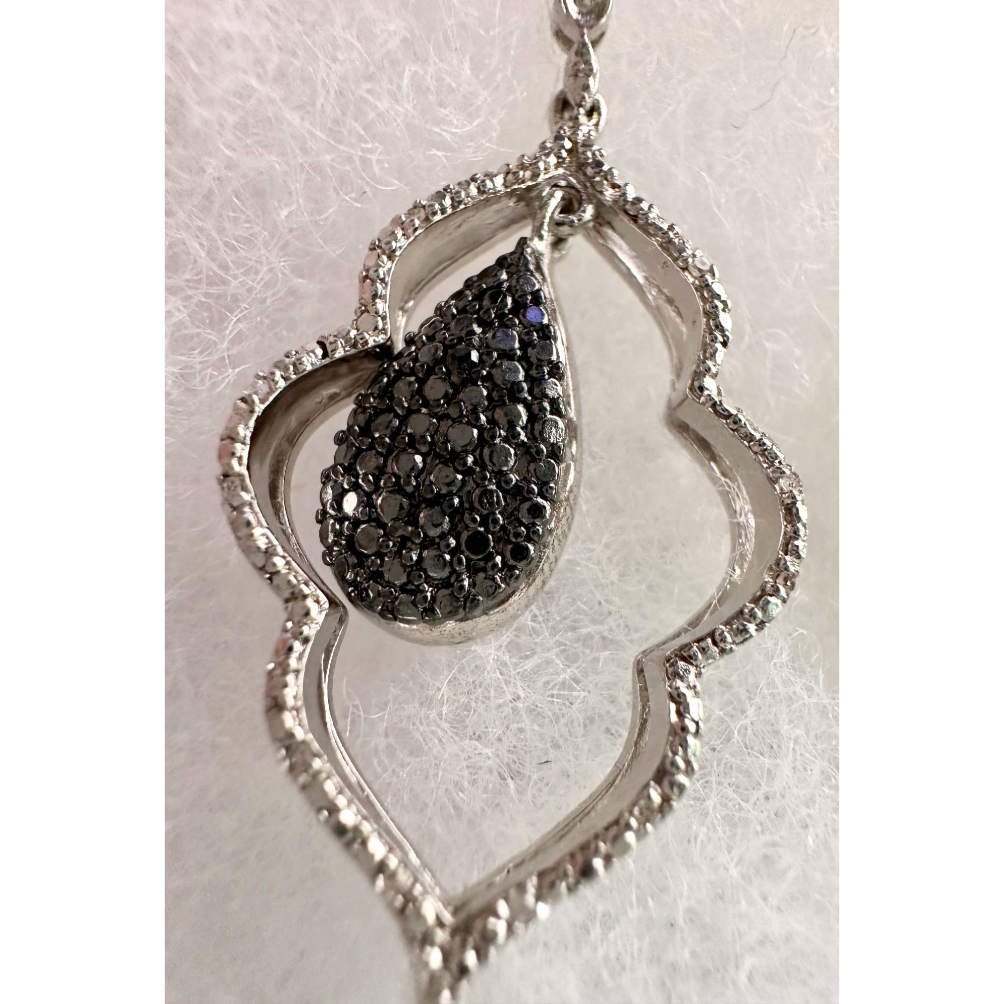 Other Black Diamond Cluster Leaf Dangle Earrings Size ONE SIZE - 7 Thumbnail