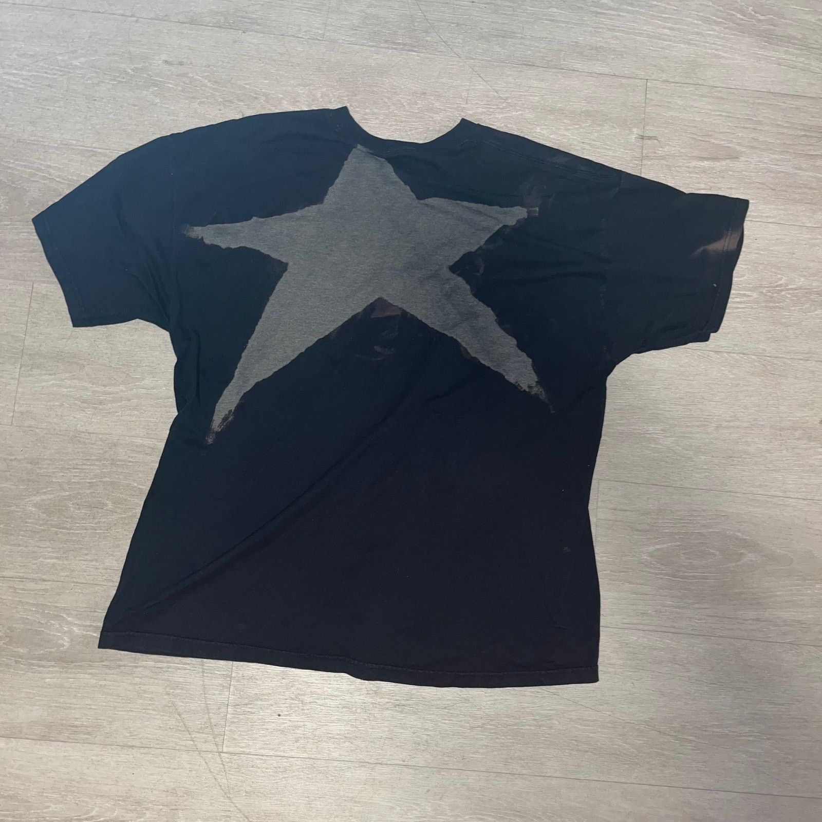 Other One of One Bleach Graphic Tee Vintage Size US XXL / EU 58 / 5 - 2 Thumbnail