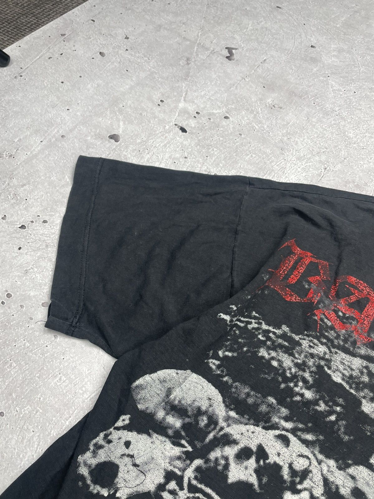 Vintage Vintage 90’s Bathory Requiem Amazing faded t-shirt Size US XL / EU 56 / 4 - 11 Thumbnail