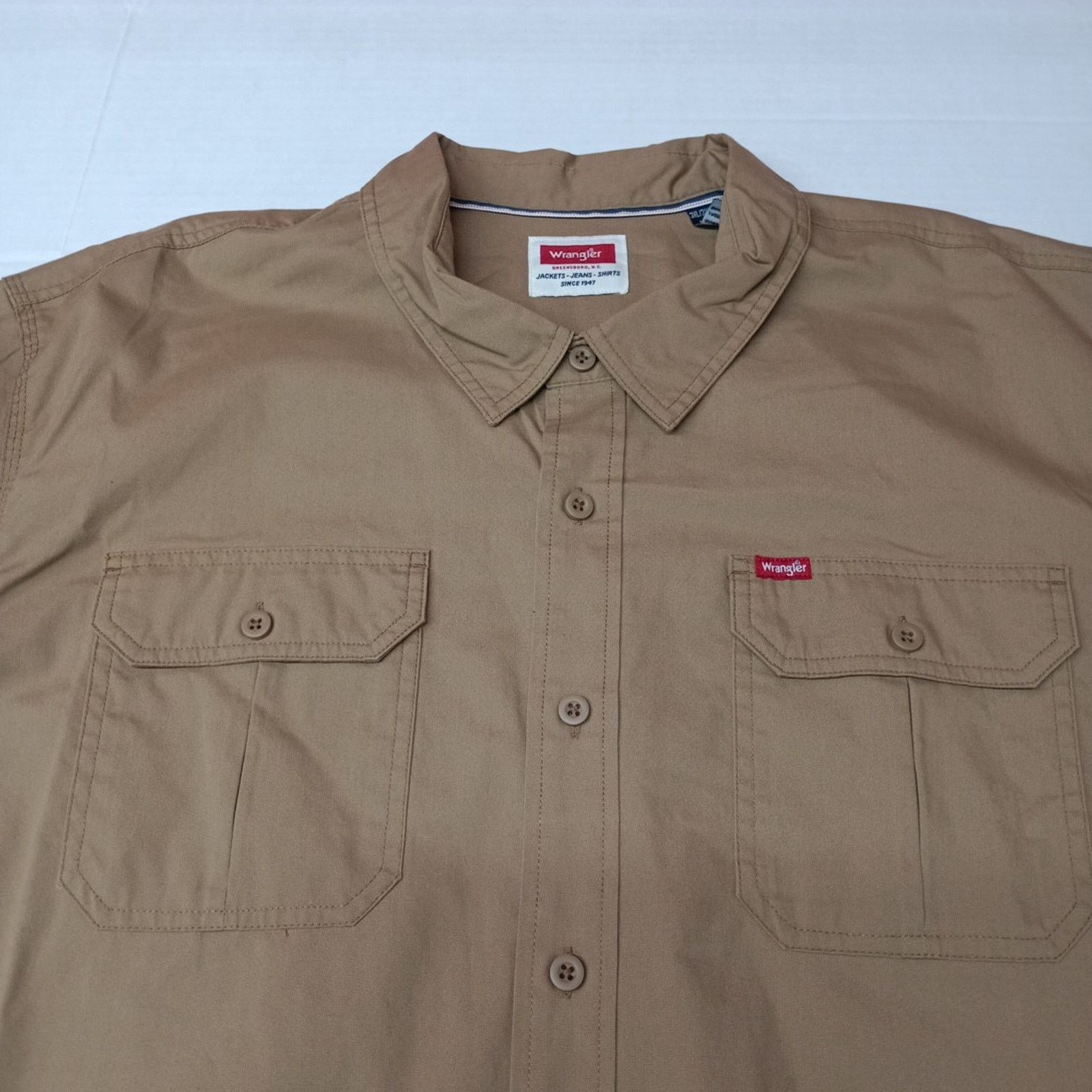 Wrangler Wrangler Big Men's Relaxed Fit Woven Shirt Size 3XL Brown Size US XXL / EU 58 / 5 - 4 Thumbnail