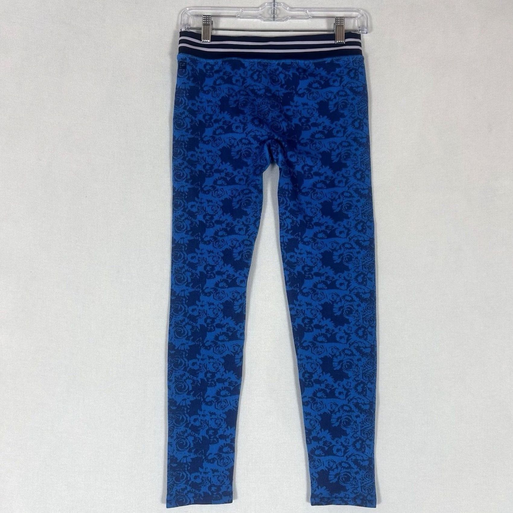 Fabletics Fabletics Womens Leggings Ankle S Blue Textured Nylon Polyester Spandex Athletic Skinny 26in Inseam Casual Gym Yoga Run Motion 365 Womens Size 28" / US 6 / IT 42 - 3 Thumbnail