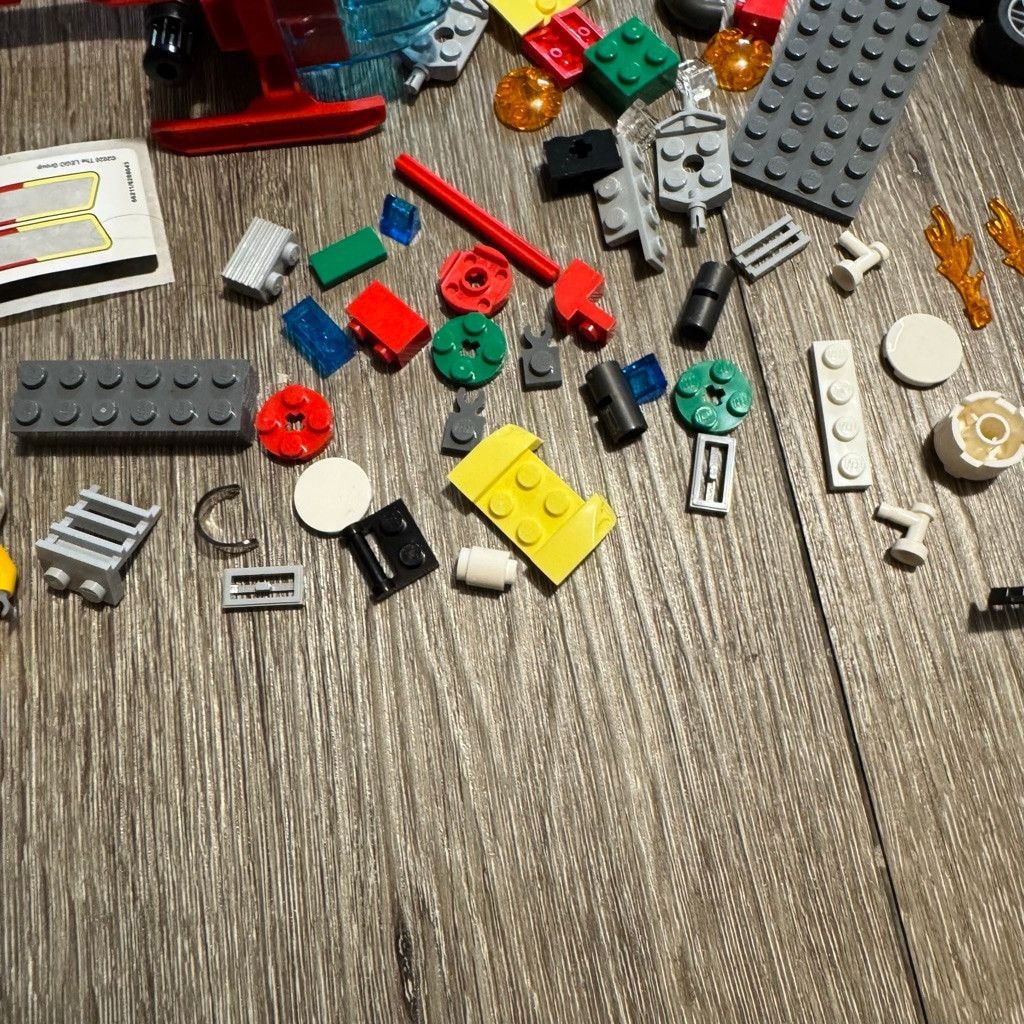 LEGO LEGO City Fire Helicopter Building Set Bundle Lot With Minif Size ONE SIZE - 8 Thumbnail