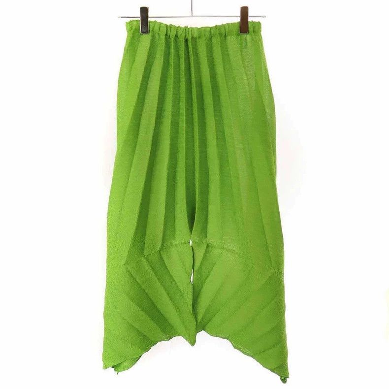 Issey Miyake Issey Miyake Apple green pleated trousers Size 22" - 1 Thumbnail