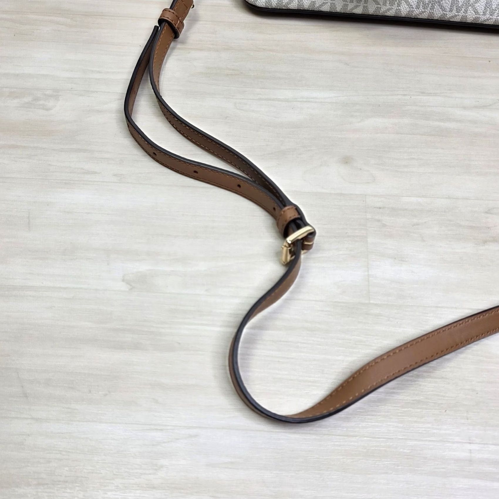 Michael Kors Michael Kors Satchel Crossbody Bag Womens Small Signature Logo Acorn Vanilla Size ONE SIZE - 2 Thumbnail