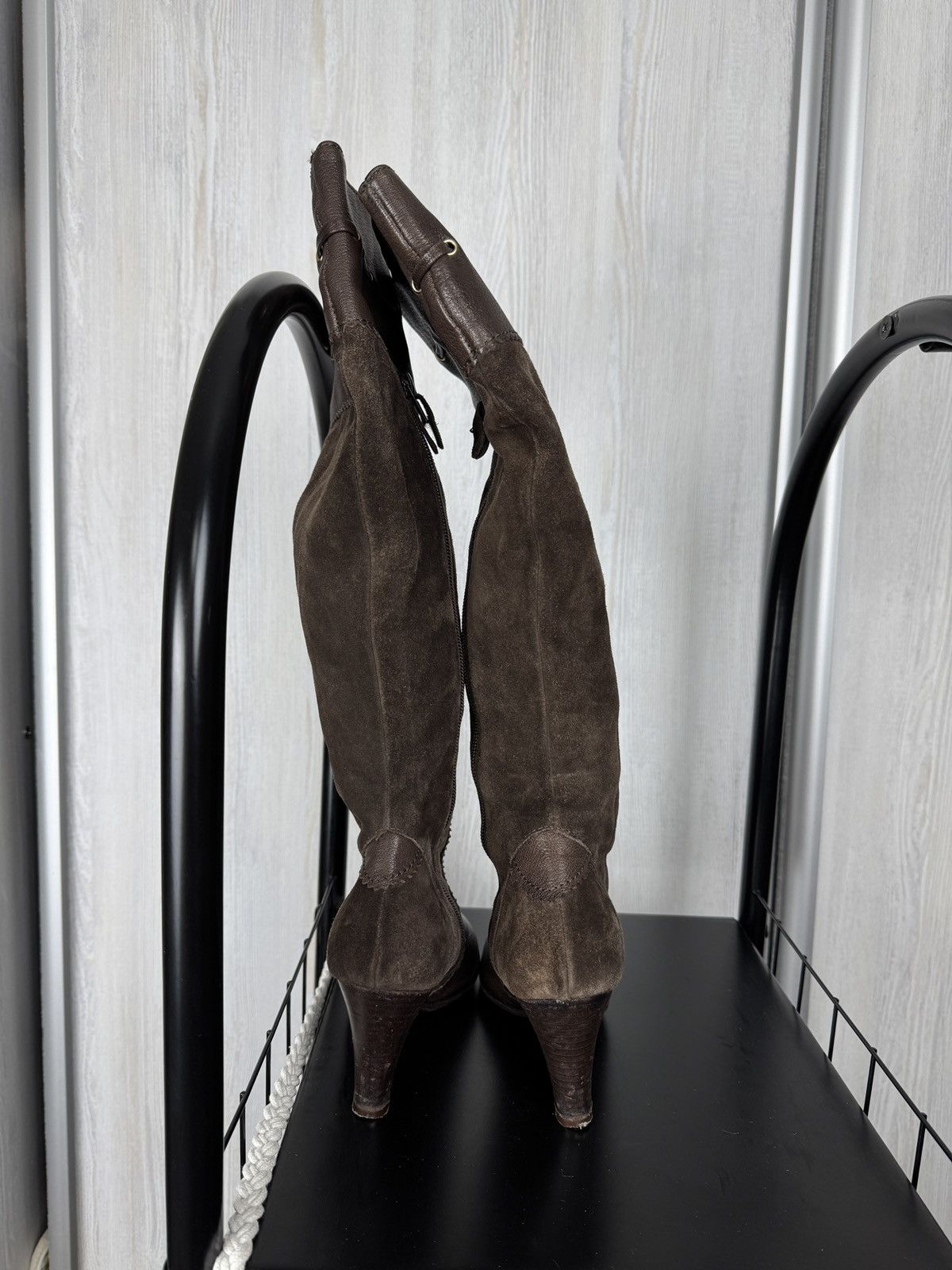 Max Mara Max Mara made in Italy brown suede boots knee length Size US 7 / IT 37 - 10 Thumbnail