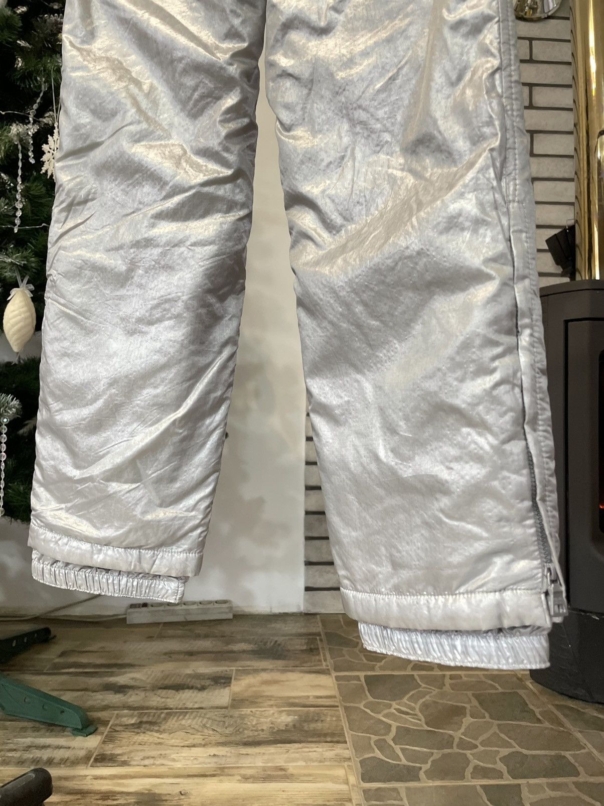 Prada Vintage Prada Red Tab Cosmic Astro Ski Pants Trousers Size 26" / US 2 / IT 38 - 14 Thumbnail