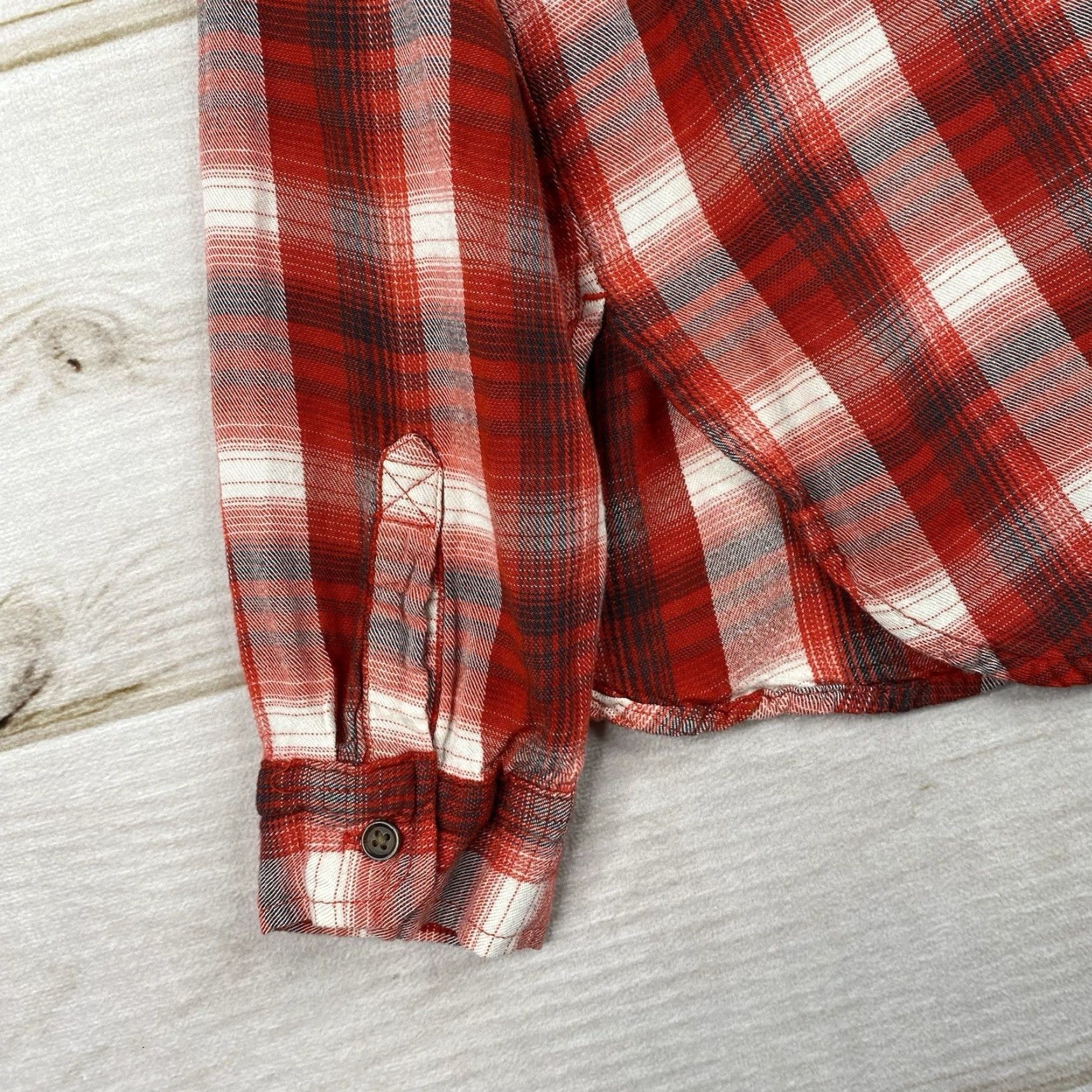 Vintage Universal Thread Button-Up Shirt Womens L Red Plaid Front Pockets Flannel Long Sleeve Christmas University Theme Vintage No Size L / US 10 / IT 46 - 7 Thumbnail