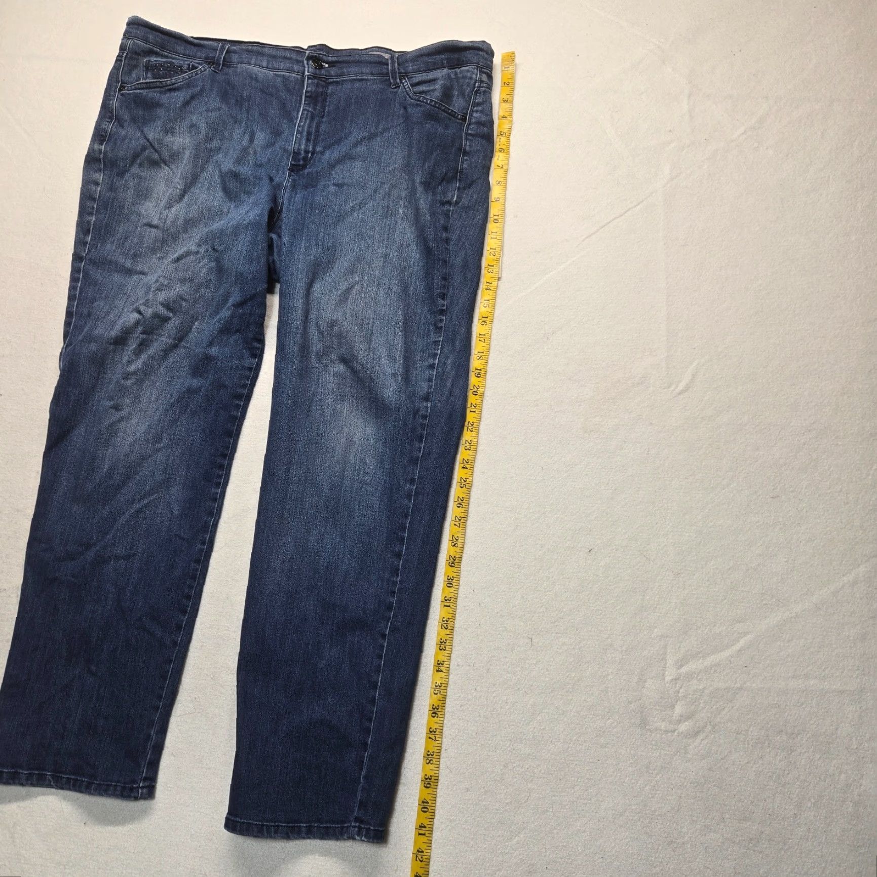 Gloria Vanderbilt Gloria Vanderbilt Amanda Plus Size Jeans Dark Wash Denim Pants 22W Women Size 40" / US 18 - 7 Thumbnail