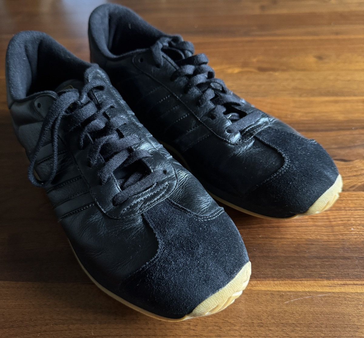 Adidas Adidas Country Sneakers Size US 12 / EU 45 - 7 Thumbnail