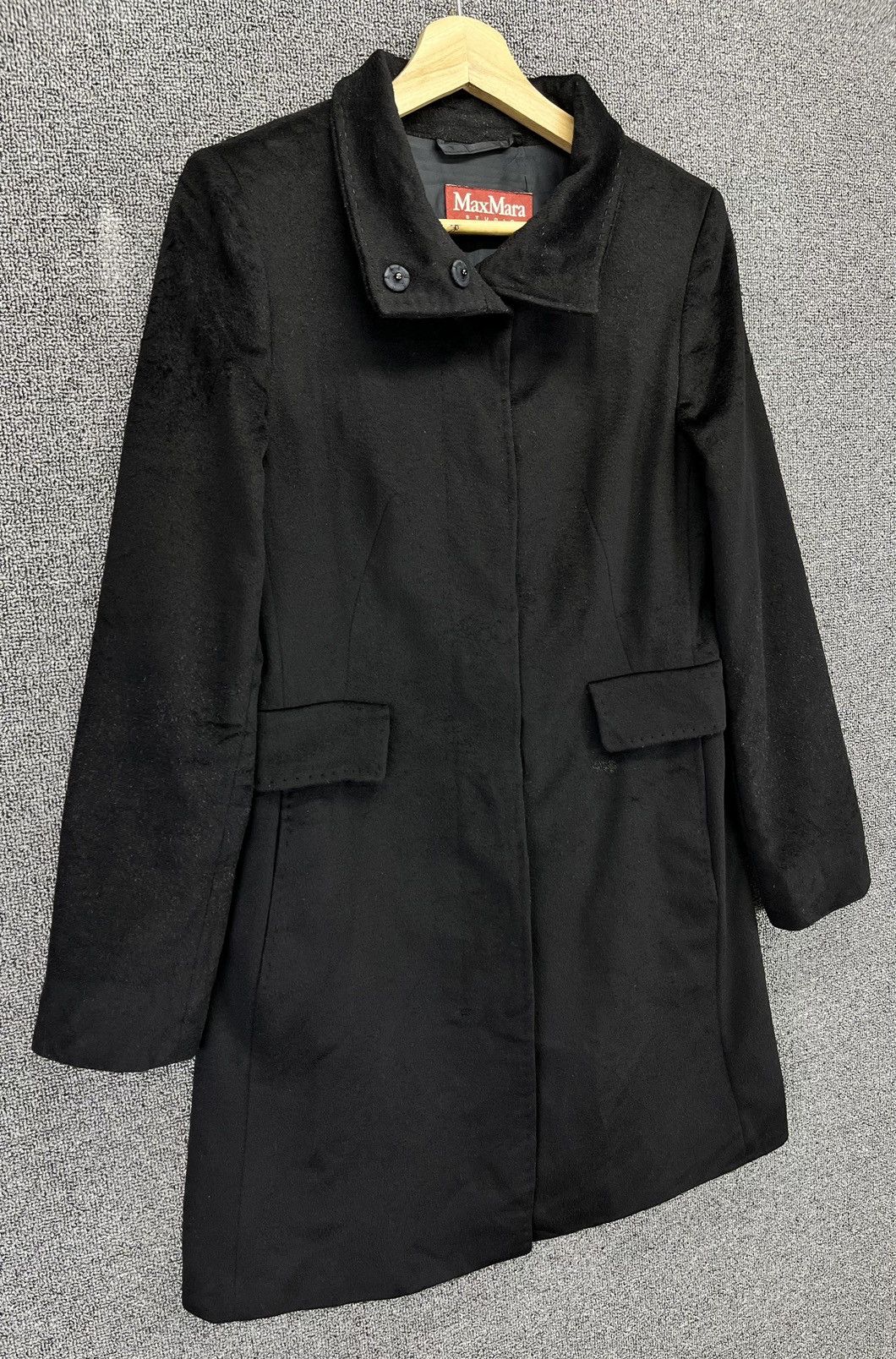 Max Mara Vintage Max Mara Studio Wool Jacket Size XS / US 0-2 / IT 36-38 - 2 Thumbnail