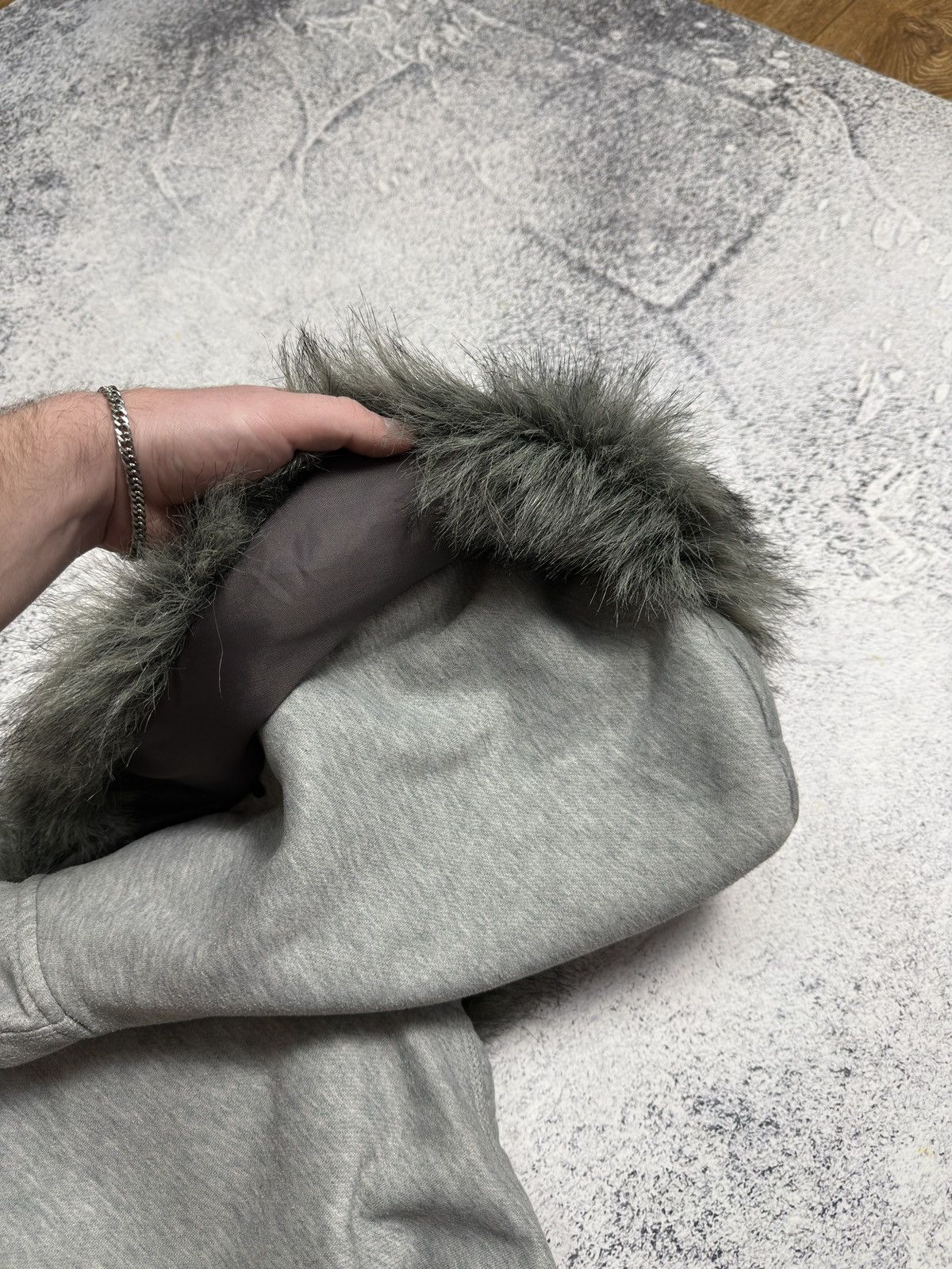 Abercrombie & Fitch Y2K Abercrombie & Fitch Faux Fur Zip Up Hoodie Cyber Size US M / EU 48-50 / 2 - 15 Thumbnail