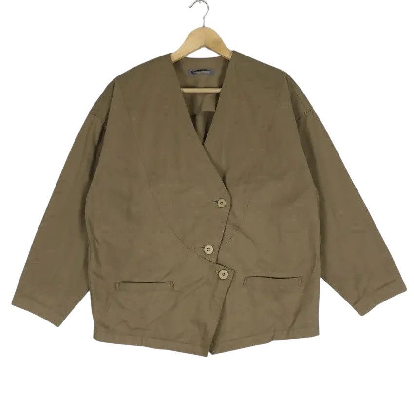 Issey Miyake Vintage 80s Issey Miyake Oversized Buckle Back Jacket Size M / US 6-8 / IT 42-44 - 1 Thumbnail