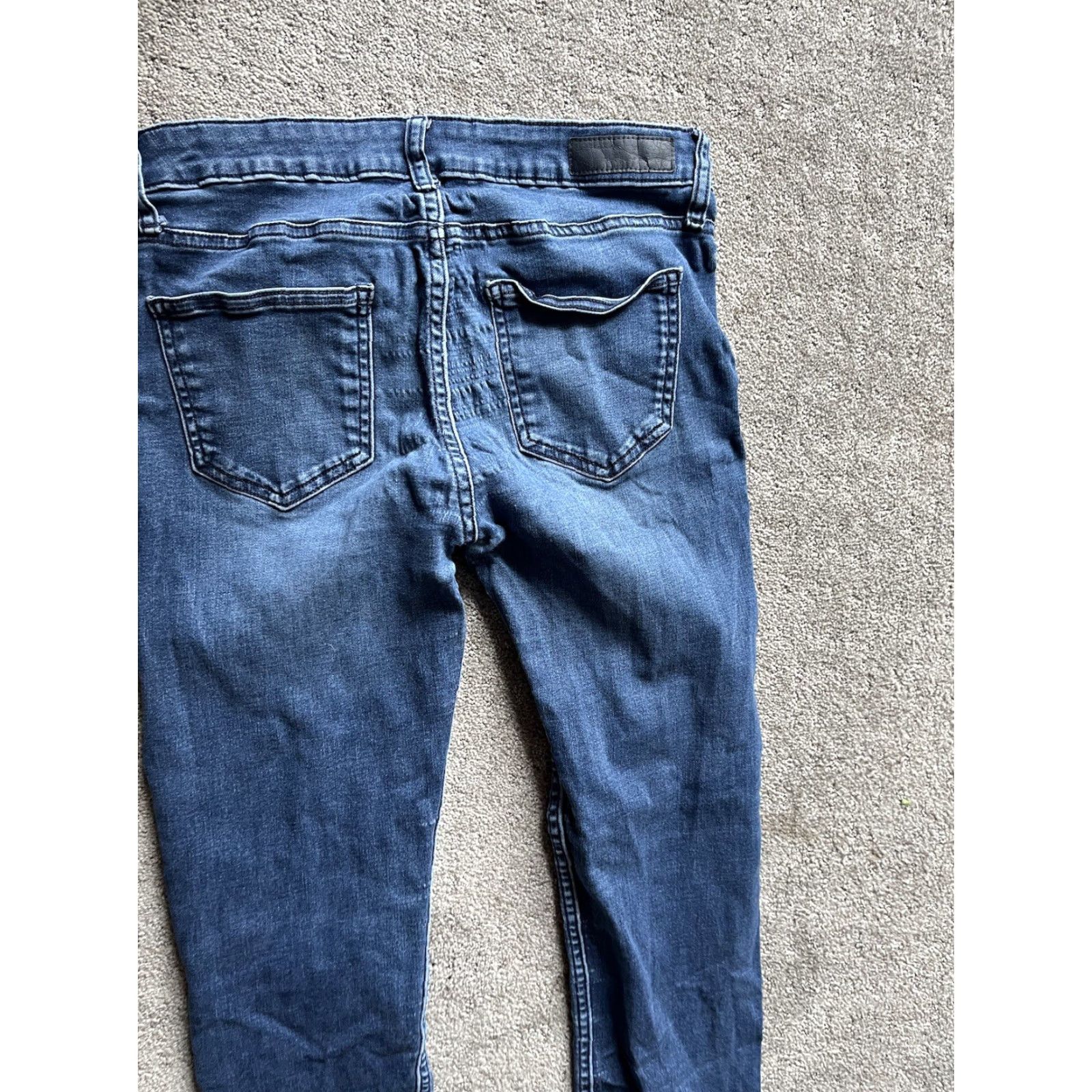 Calvin Klein Calvin Klein Slim Women's Jeans Size 4 Medium Wash Blue Straight Fit Size 27" / US 4 / IT 40 - 2 Thumbnail