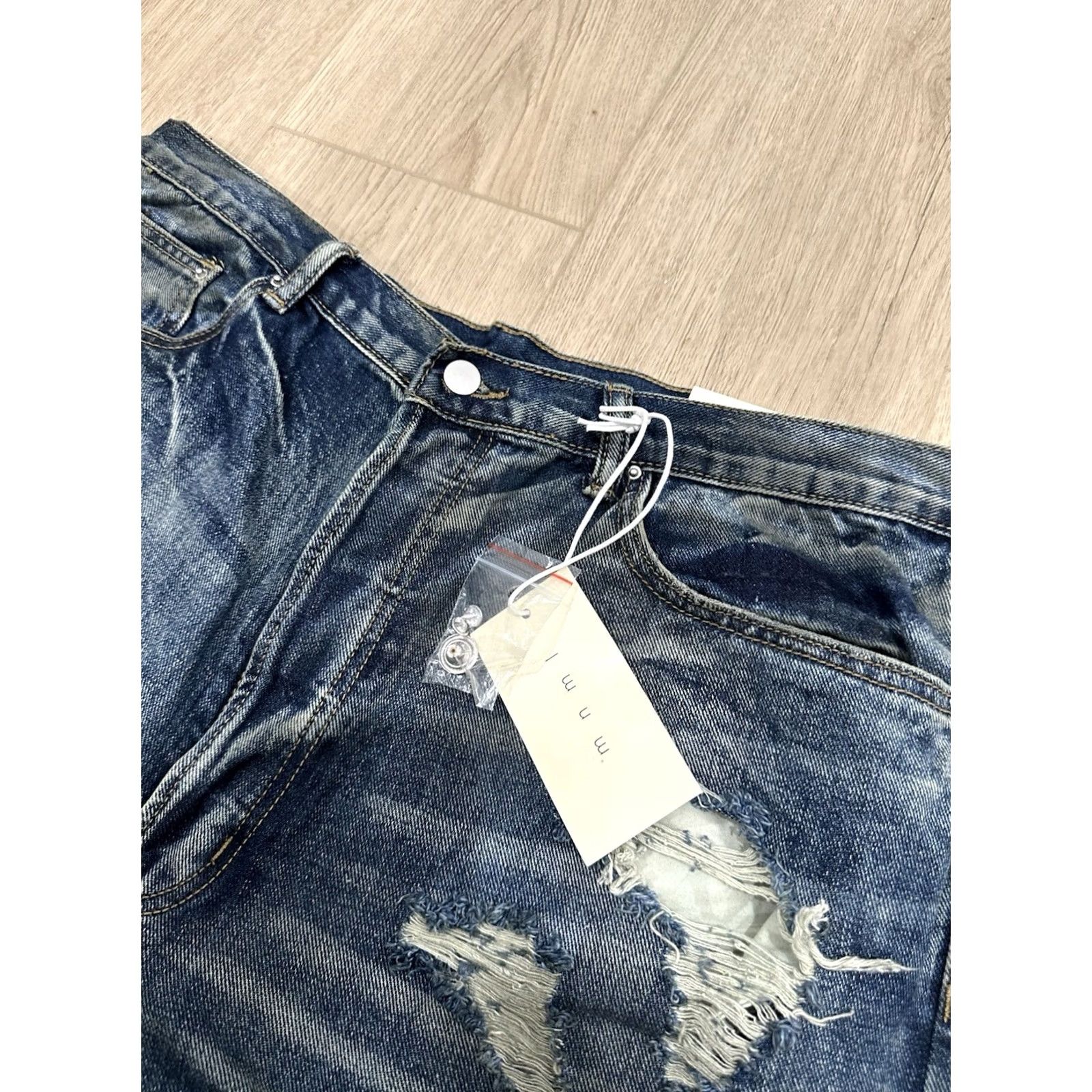 MNML MNML Men's ULtra Baggy Decimated Denim Jeans Blue 38x33 Denim Baggy Jeans Mens 38 33 Blue NWT MNML Pants Regular Cotton Size US 38 / EU 54 - 5 Thumbnail