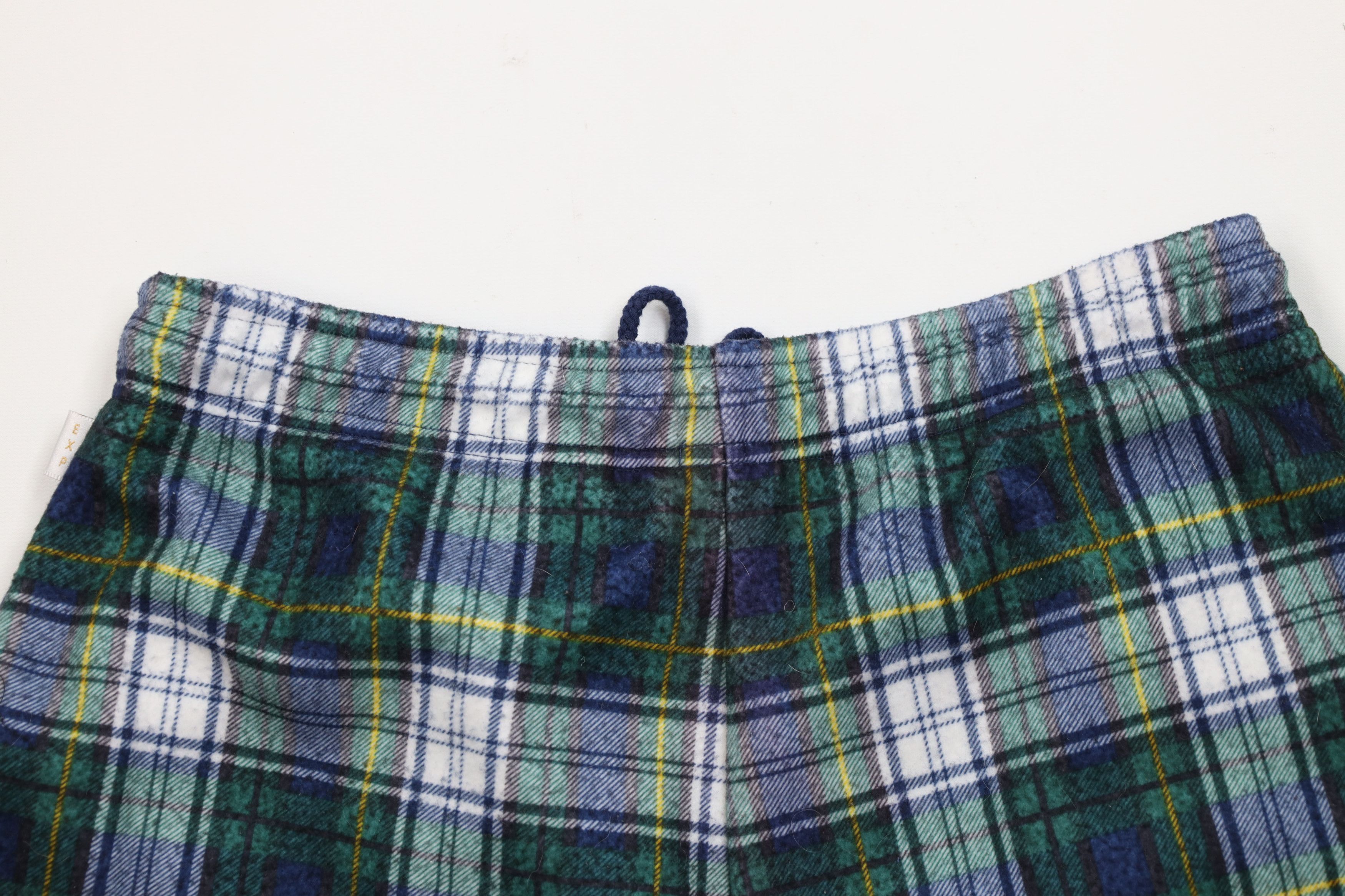 Express Vintage 90s Express Fleece Flannel Shorts Plaid Polyester Size 30" / US 8 / IT 44 - 10 Thumbnail