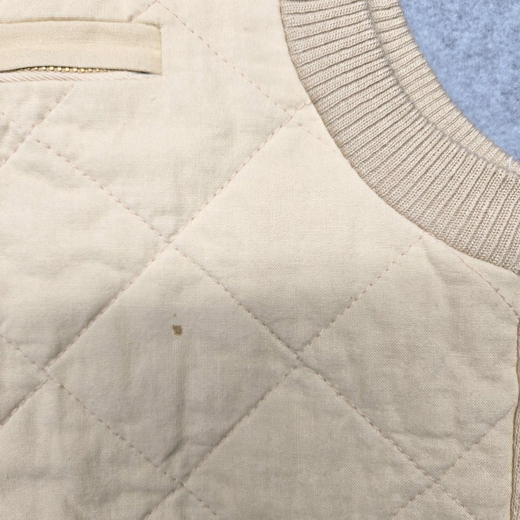Vintage VINTAGE Chess King Beig e Cotton Quilted Vest Mens Large Pockets Snap Zipper Workwear 80s Size US L / EU 52-54 / 3 - 7 Thumbnail
