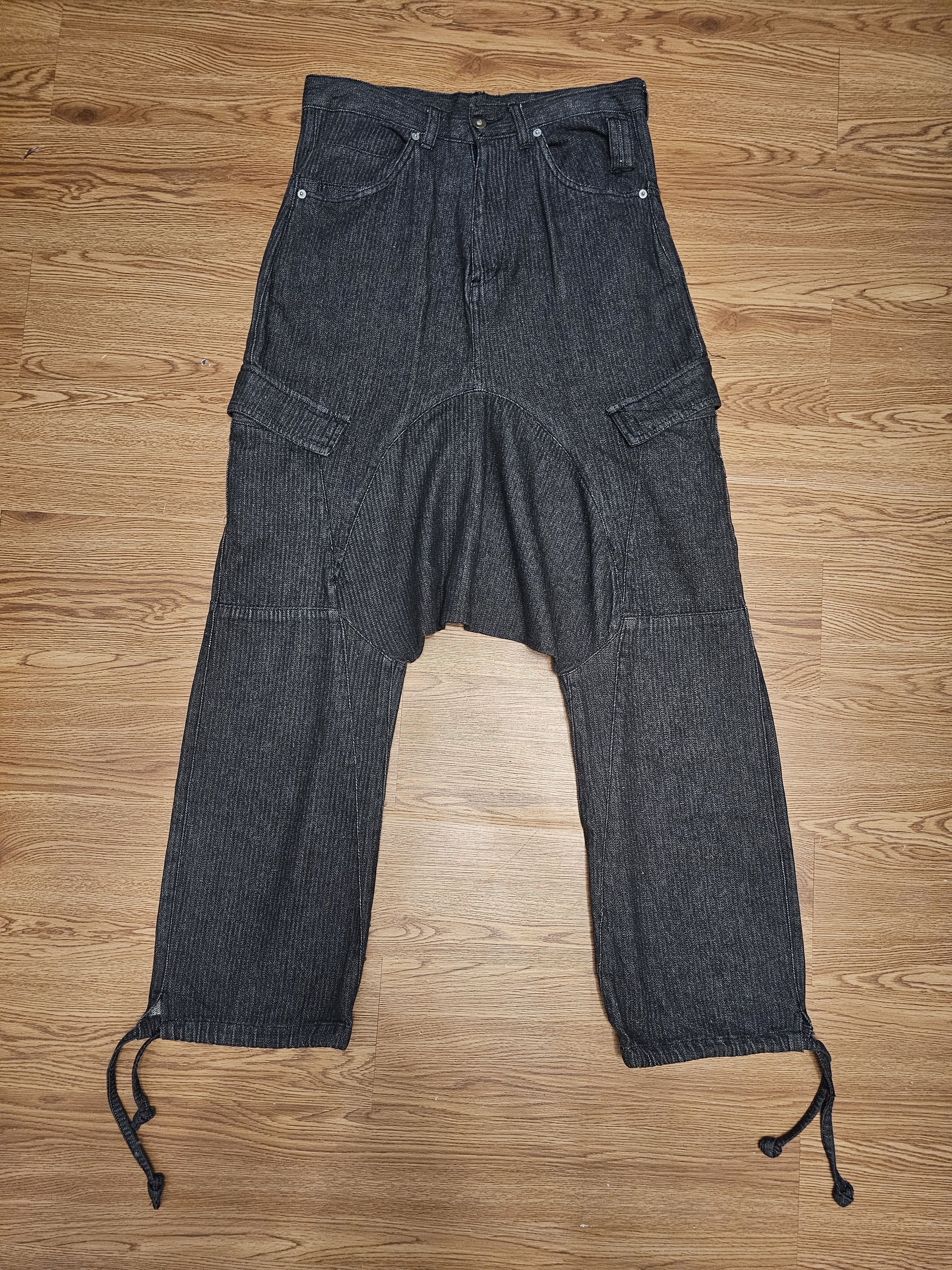 20471120 Daily News Drop Crotch Cargo Pants Size US 30 / EU 46 - 1 Thumbnail