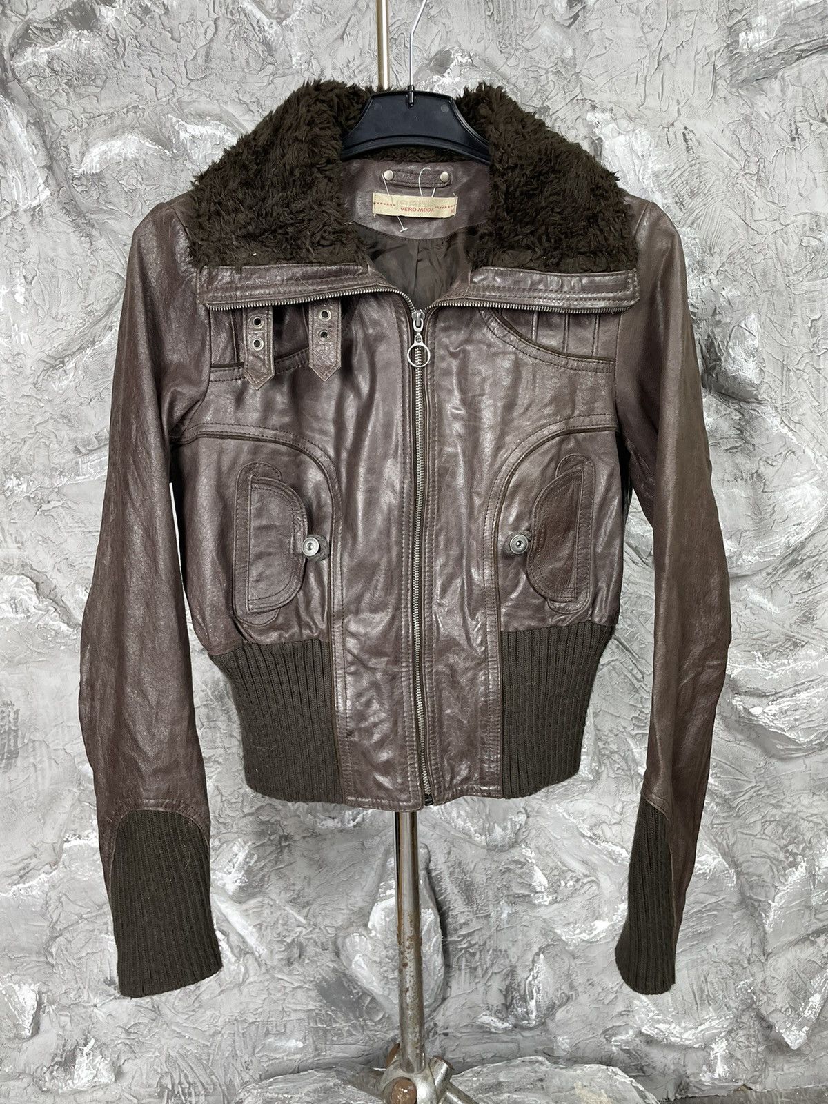 14th Addiction × Le Grande Bleu (L.G.B.) Vintage Y2K Cropped Fur Jacket IfSixWasNine Japanese Style Size US S / EU 44-46 / 1 - 4 Thumbnail