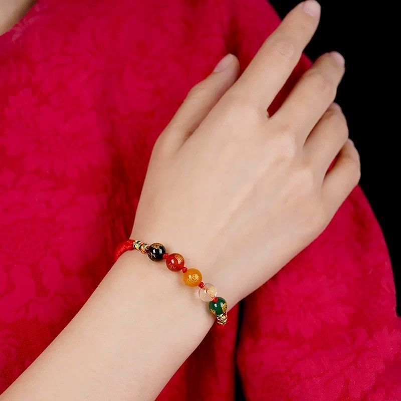 & Other Stories Women's red string bracelet five-way fortune bead bracelet Size ONE SIZE - 1 Thumbnail