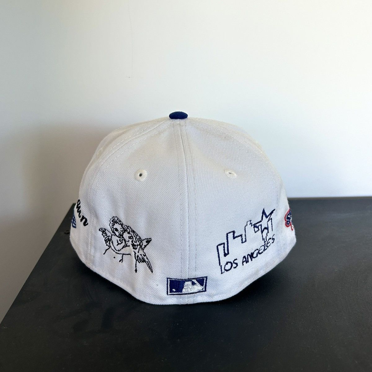 New Era *6 7/8* 1-of-1 NEW ERA Los Angeles Dodgers Exclusive Fitted Size ONE SIZE - 6 Thumbnail