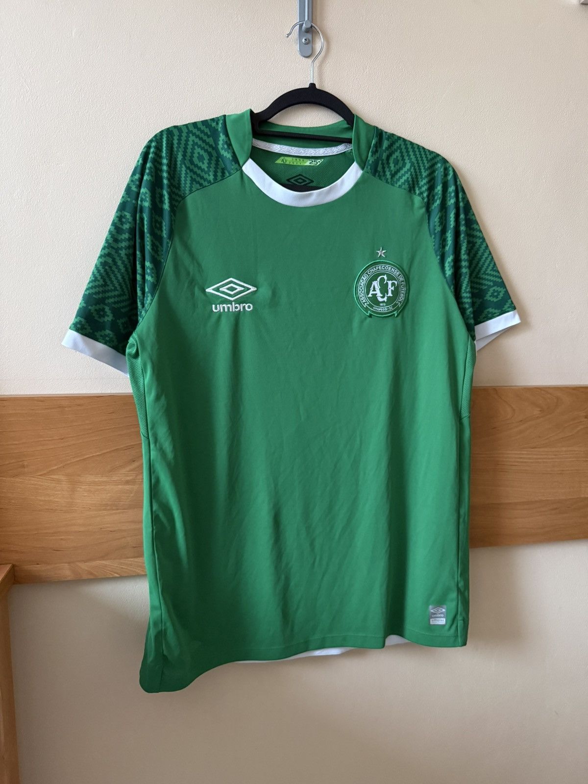 Umbro Umbro Chapecoense Brazil 2020/21 Home Soccer Jersey Size L Size US L / EU 52-54 / 3 - 1 Thumbnail
