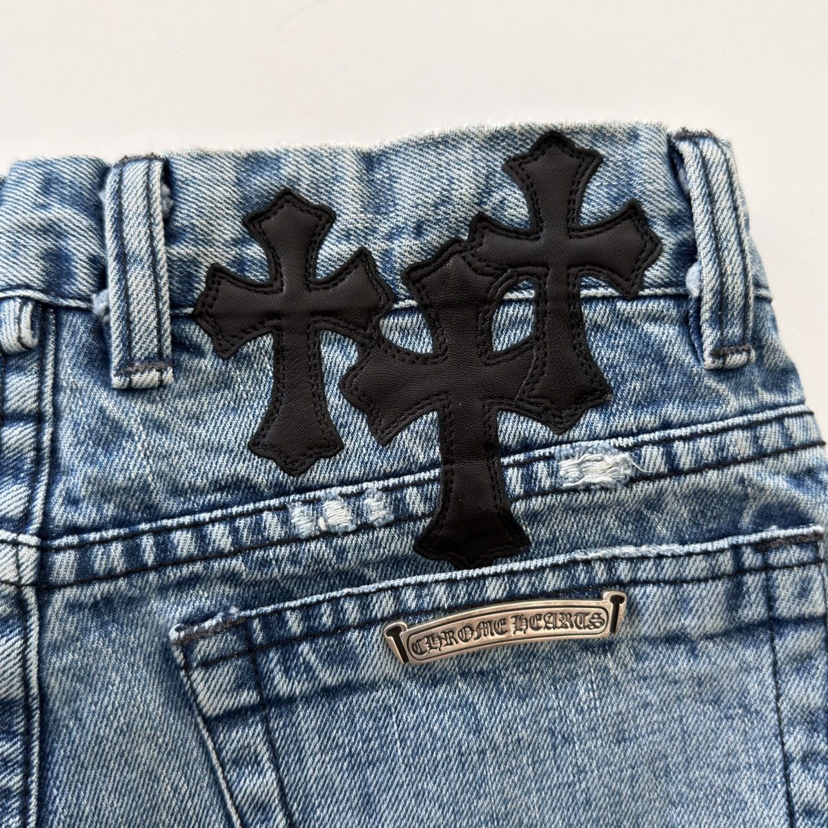 Chrome Hearts Chrome Hearts Studded Leather Cross Patch Denim Shorts Size US 26 / EU 42 - 4 Thumbnail