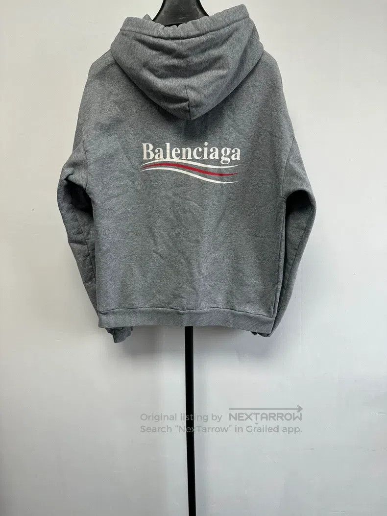 Balenciaga Balenciaga Letter Pattern Embroidered Hooded Sweatshirt Size US S / EU 44-46 / 1 - 2 Thumbnail