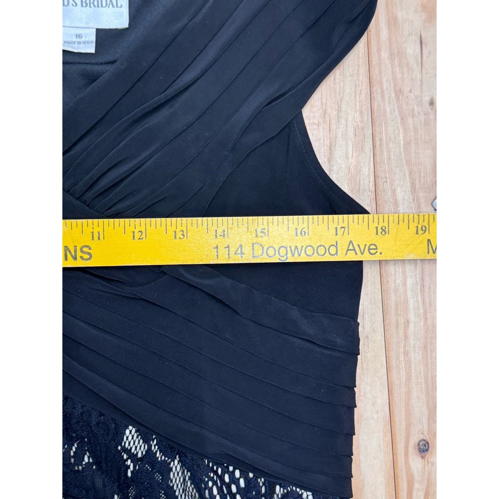 Other David's Bridal Sleeveless Black Lace Beaded Dress Size 16 Size XXL / US 16-18 / IT 52-54 - 7 Thumbnail