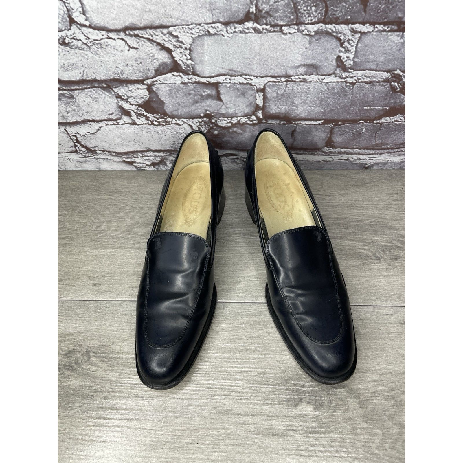 Tod's TOD'S Navy Blue Leather Heeled Slip On VTG Loafer Pumps Shoe Size US 7.5 / IT 37.5 - 1 Thumbnail