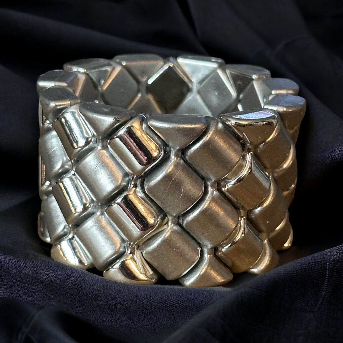 Other Chunky silver tone woven stretch bracelet Size ONE SIZE - 1 Thumbnail