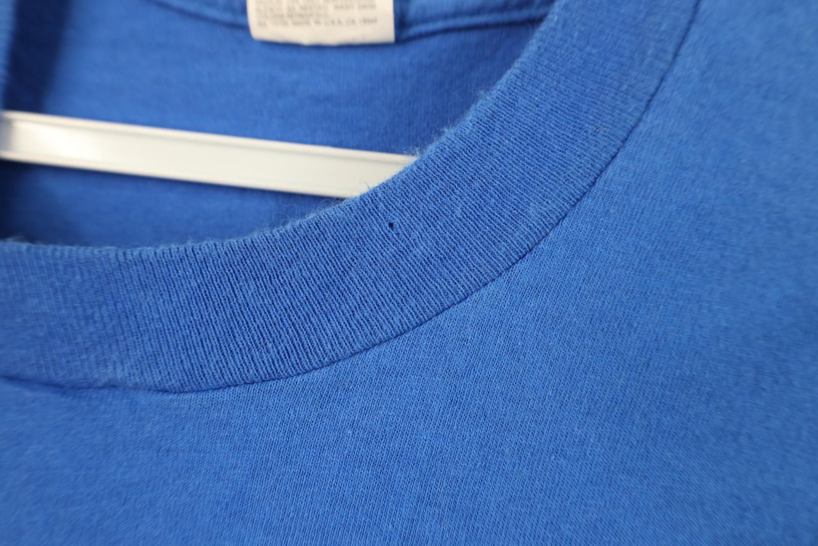 Vintage Vintage 90s Streetwear Cotton Muscle T-Shirt Pocket Blue USA Size US M / EU 48-50 / 2 - 4 Thumbnail