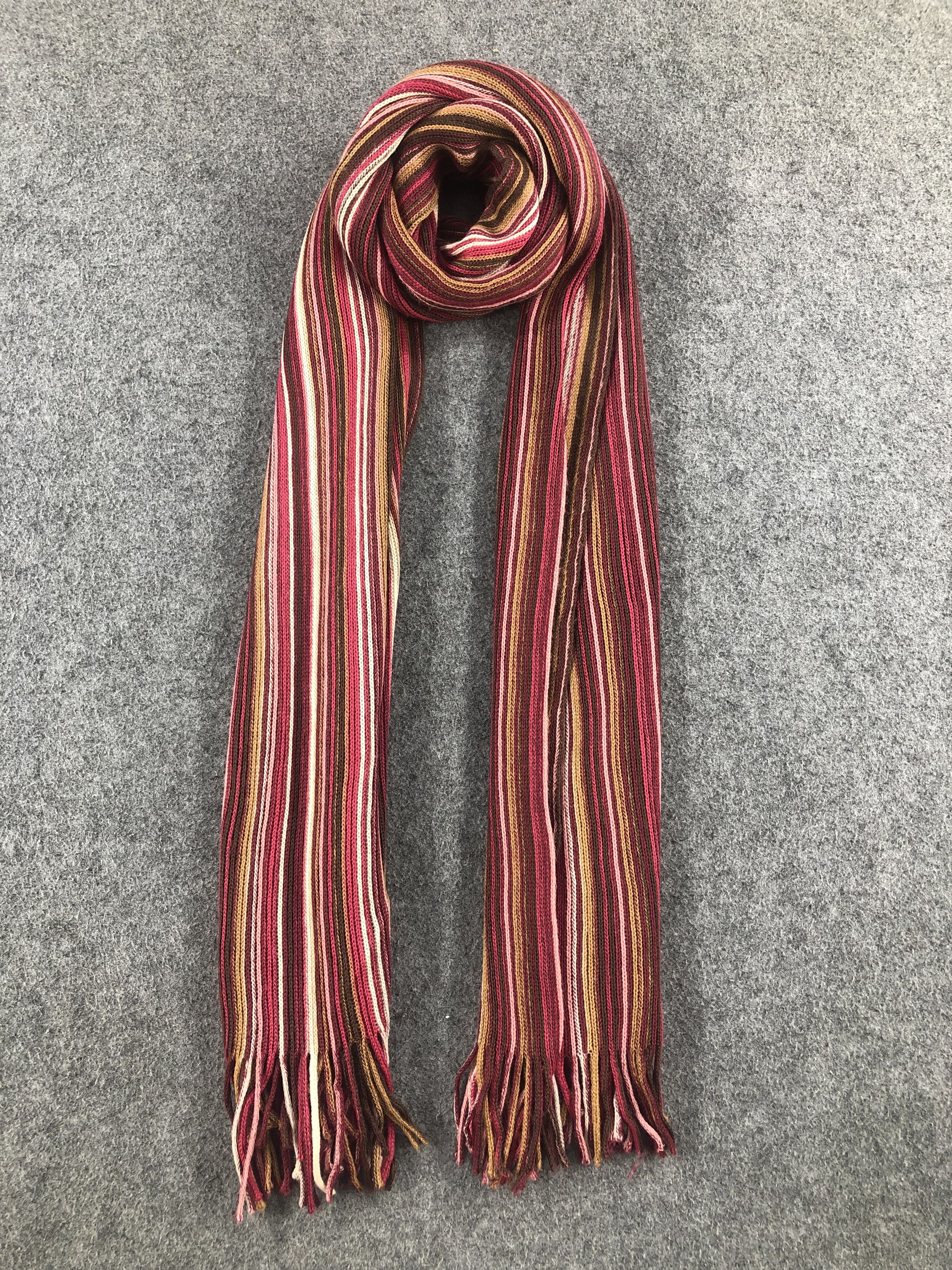Guess Guess Scarf / Muffler / Neckwear Size ONE SIZE - 1 Thumbnail