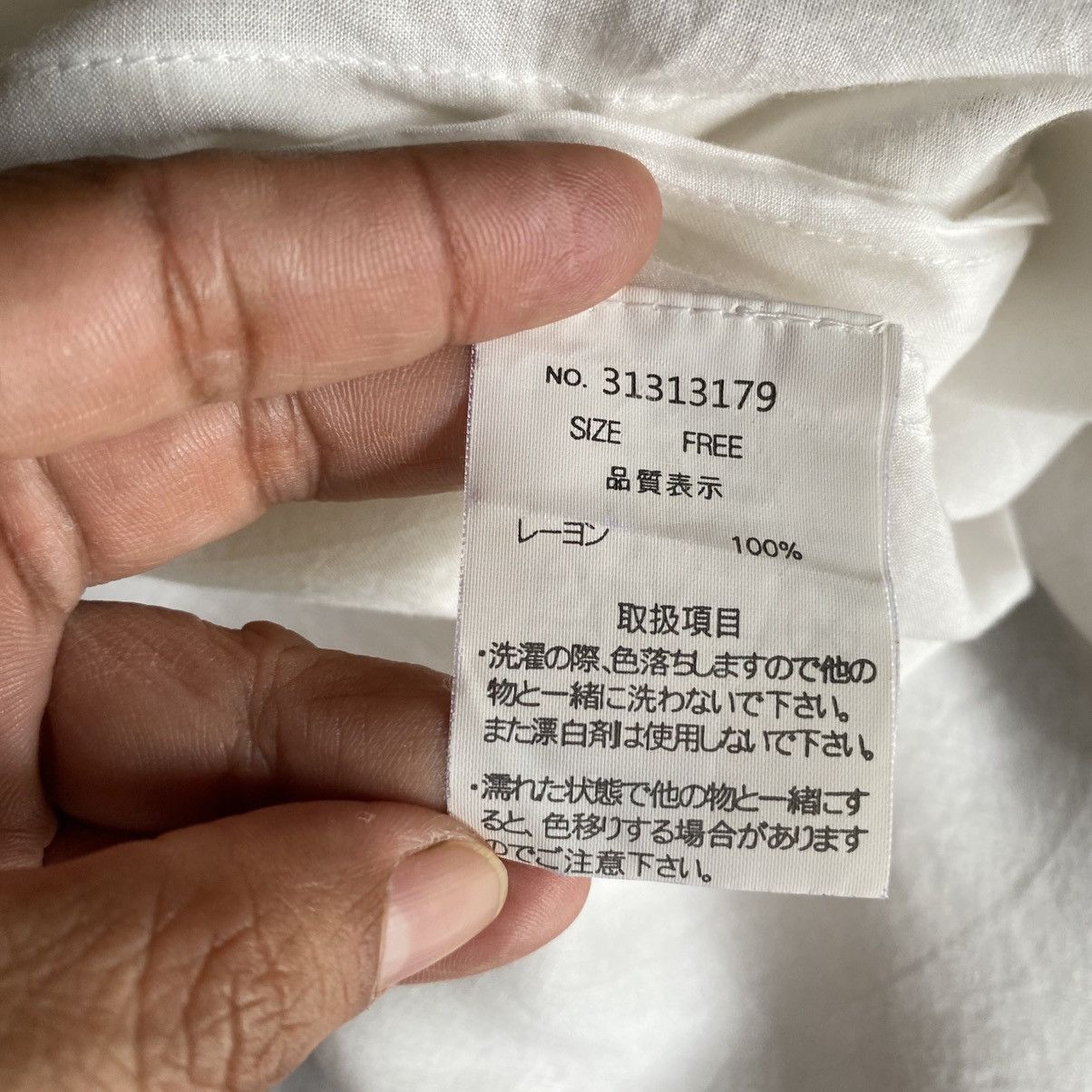 Japanese Brand G.O.A White Soft Pocket Shirt Size ONE SIZE - 15 Thumbnail