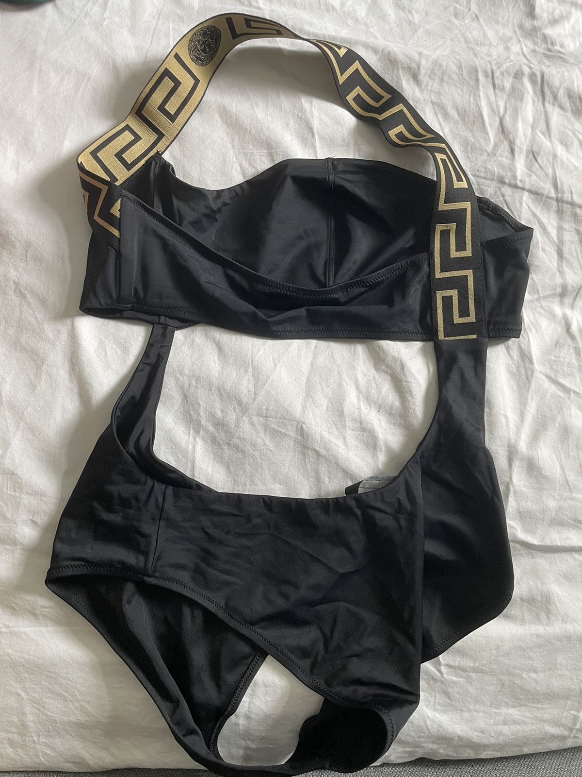 Versace Versace Cut-Out Detailed One Piece Swimsuit Size ONE SIZE - 5 Thumbnail