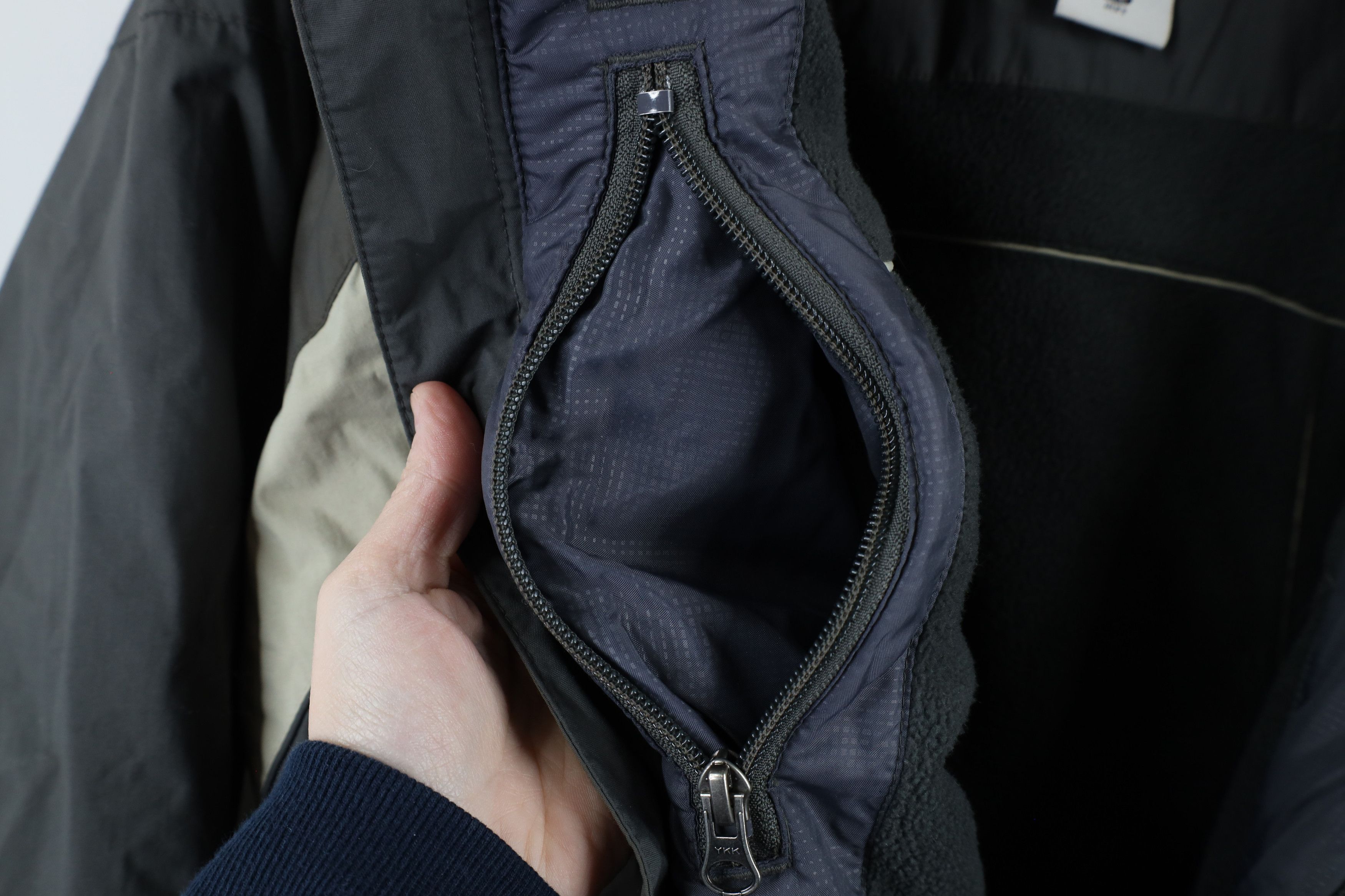 Columbia × Vintage Vintage Columbia Fleece Lined Hooded Winter Jacket Gray Size US XXL / EU 58 / 5 - 10 Thumbnail