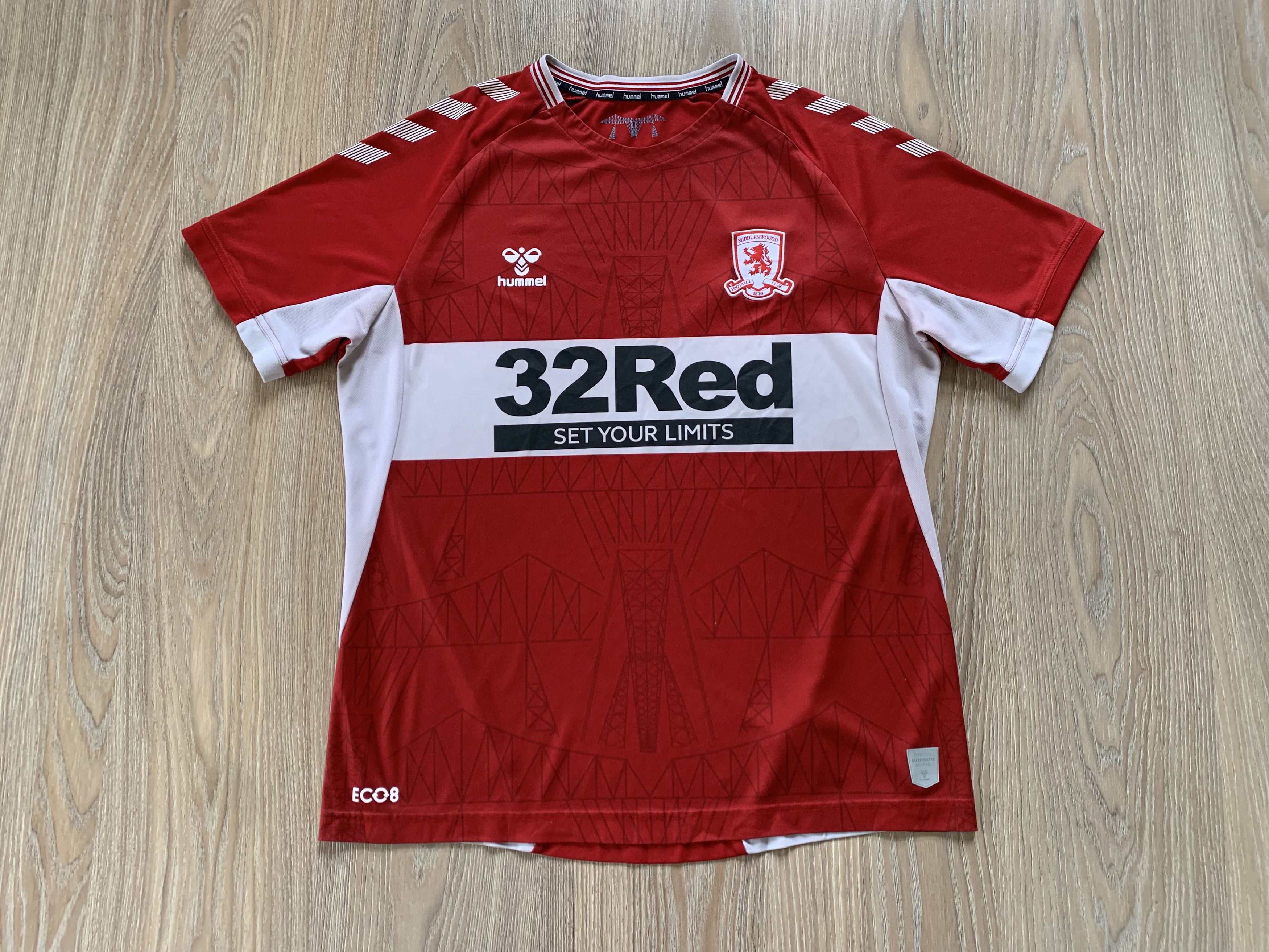 Hummel Hummel Middlesbrough FC Home Soccer Jersey 21-22 Size US M / EU 48-50 / 2 - 2 Thumbnail