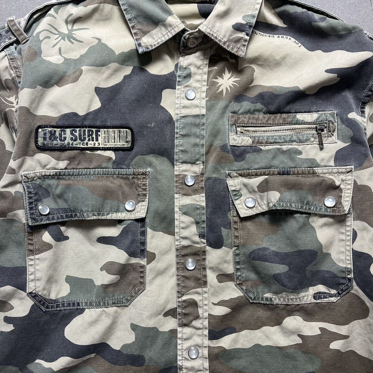 Other T&C Surf Design Hawaii Military Camouflage Shirt Size US M / EU 48-50 / 2 - 4 Thumbnail