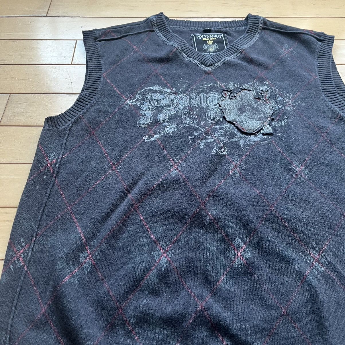 Vintage Black and Red Vintage Point Zero sweater vest Size US S / EU 44-46 / 1 - 3 Thumbnail